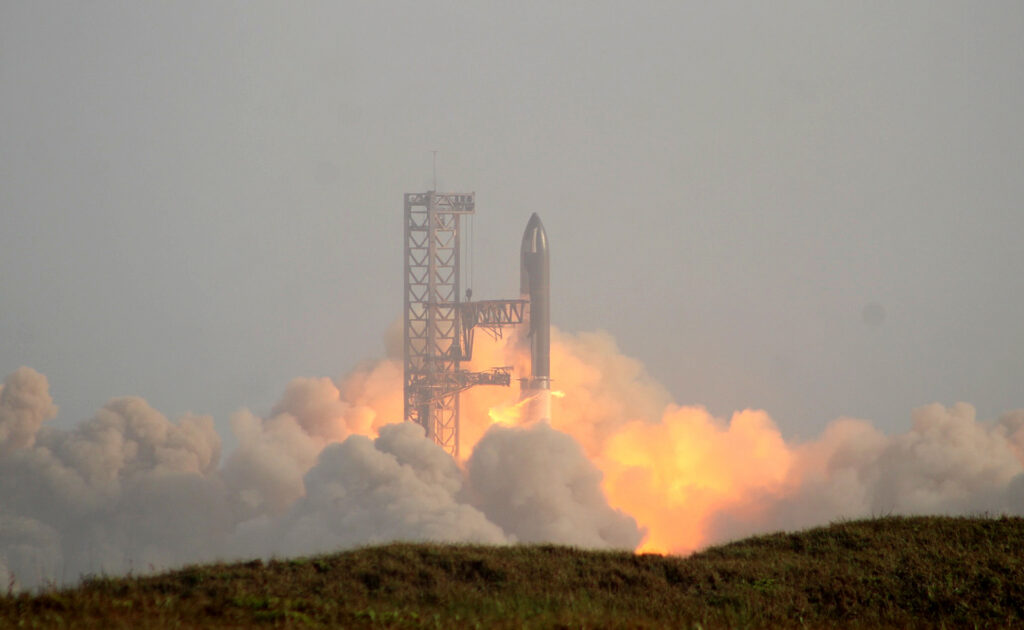 Greenpeace exige a Elon Musk responder por daños de SpaceX en playas de Tamaulipas