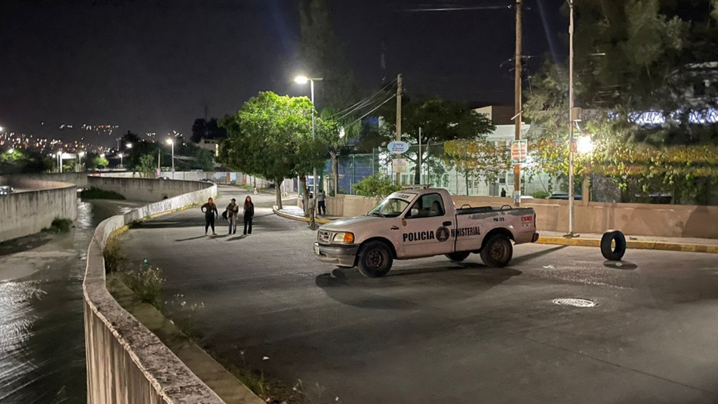 Atentan en Chilpancingo contra funcionarios de la Fiscalía de Guerrero Atentan en Chilpancingo contra funcionarios de la Fiscalía de Guerrero