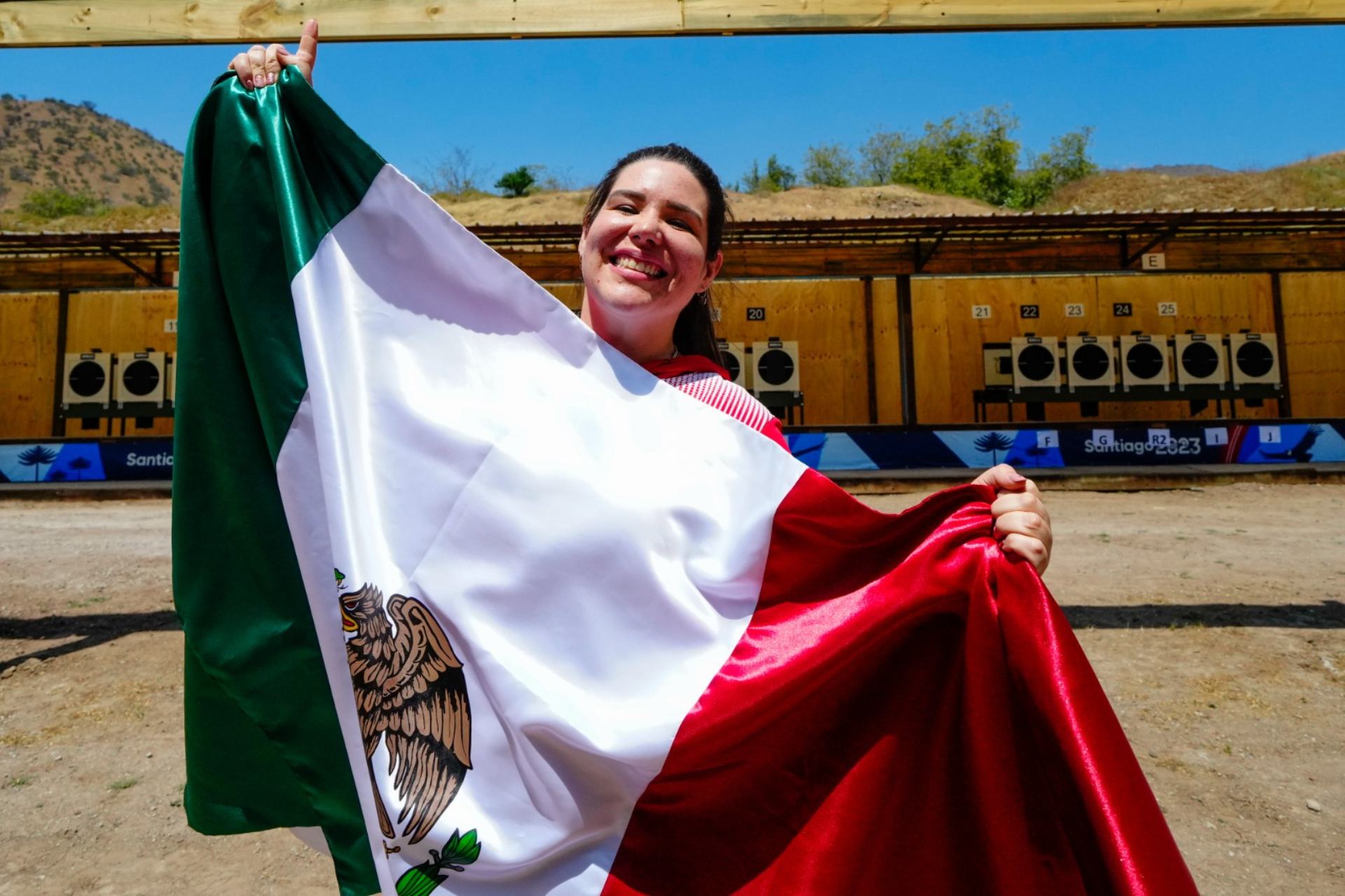 Alejandra Zavala gana oro para México y es récord panamericano en pistola de 25 metros