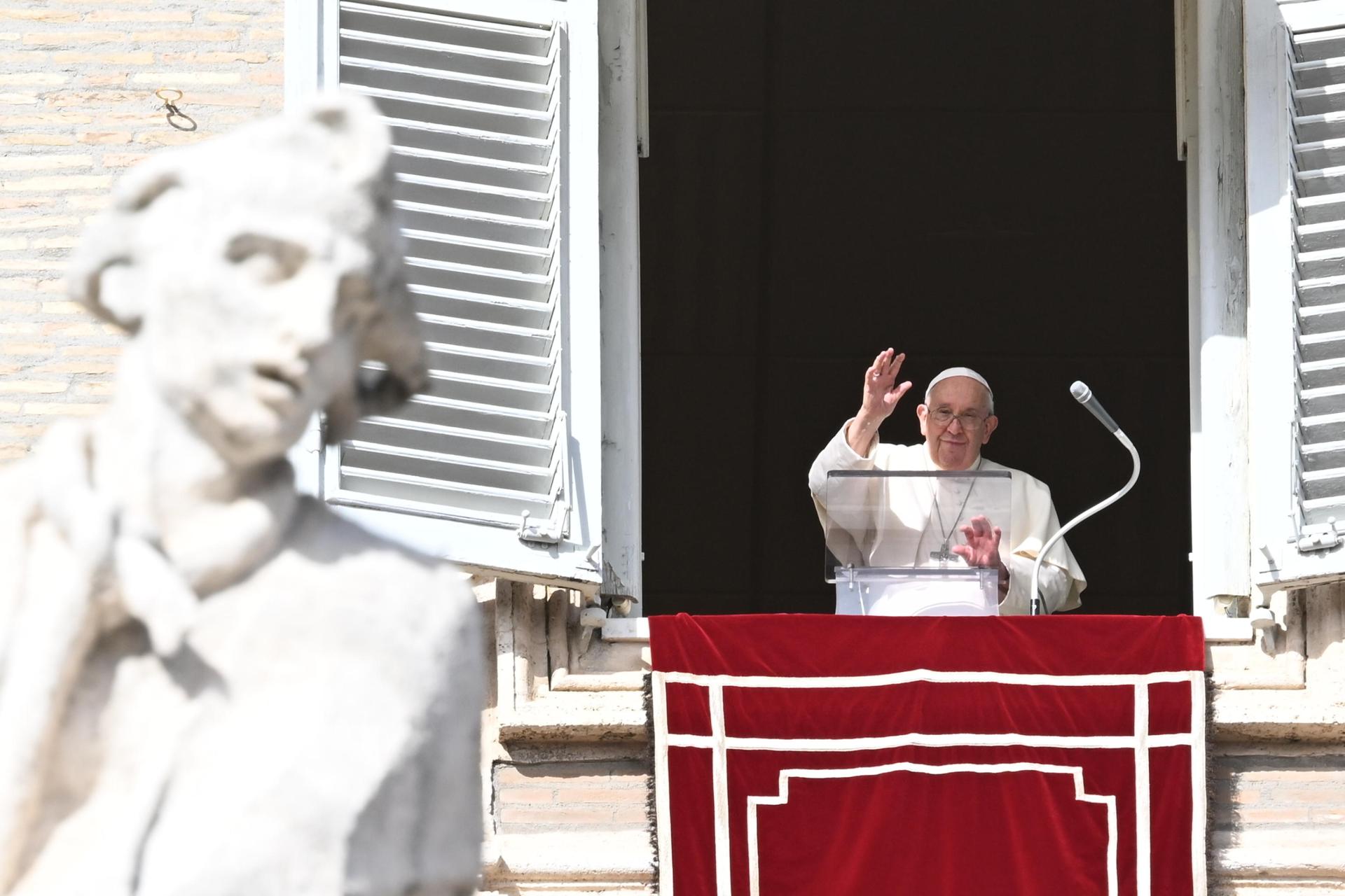 “En nombre de Dios, cesen el fuego”, pide papa Francisco ante guerra en Gaza “En nombre de Dios, cesen el fuego”, pide papa Francisco ante guerra en Gaza
