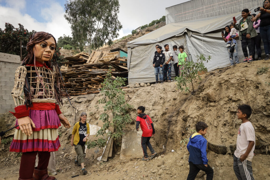 Amal recibe refugio simbólico de menores en albergue de migrantes en Tijuana - amal1-1024x683