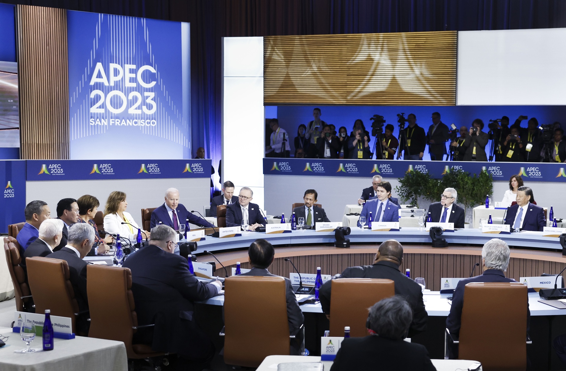 APEC concluye con una declaración conjunta sin referencias a Ucrania ni el conflicto Israel-Hamás