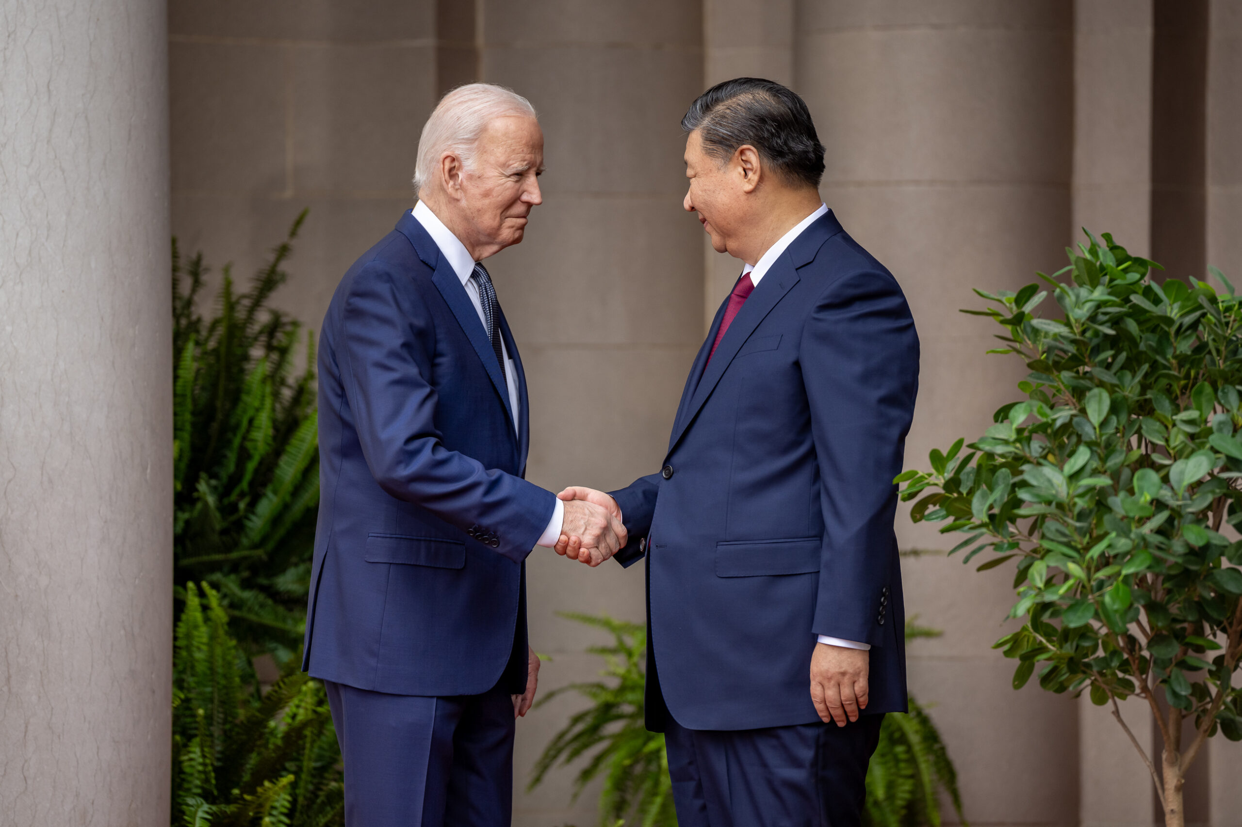 Biden sostiene que Xi Jinping es un “dictador” tras reunirse con él
