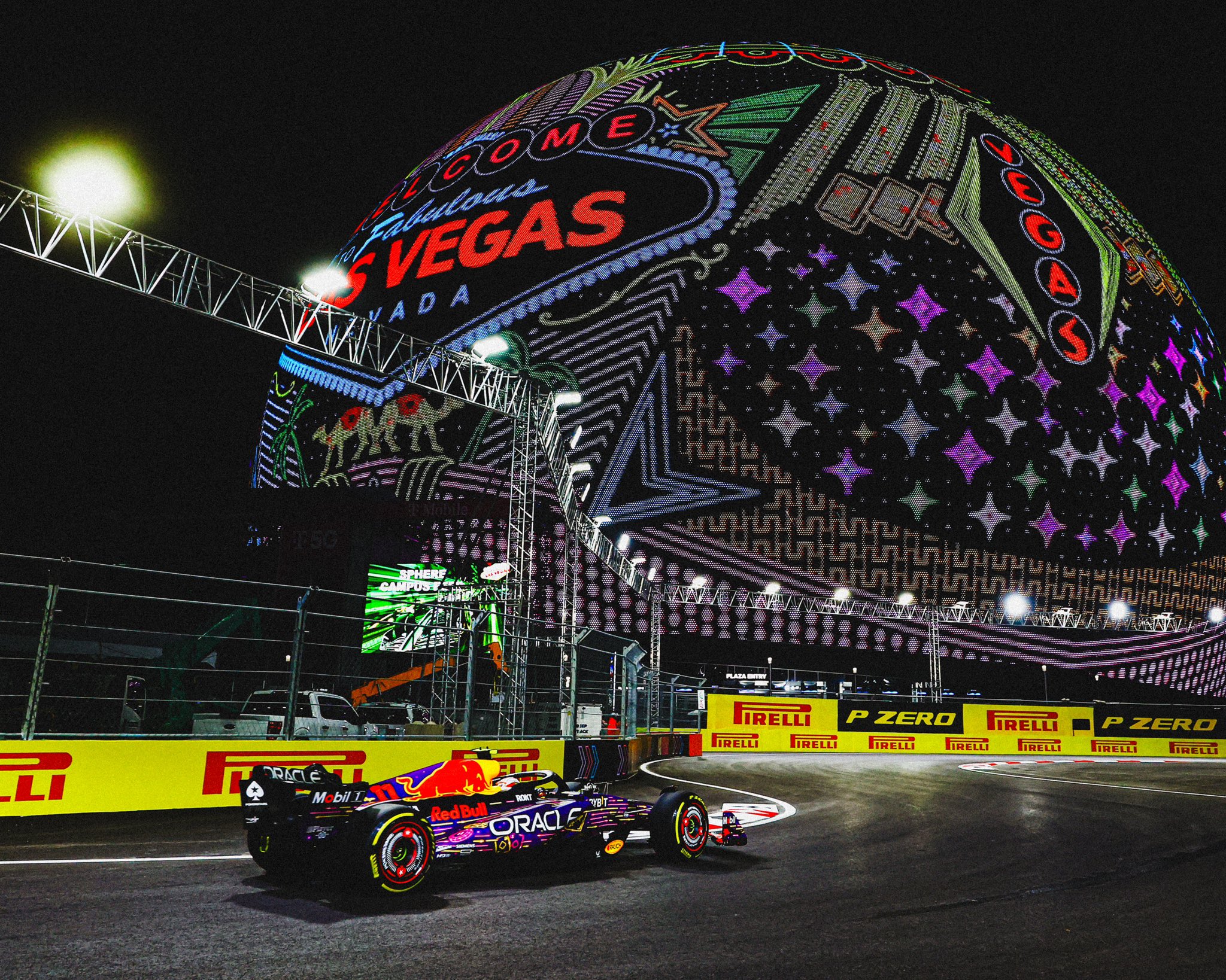 Leclerc se lleva la pole del GP de Las Vegas; ‘Checo’ Pérez largará en el puesto 11