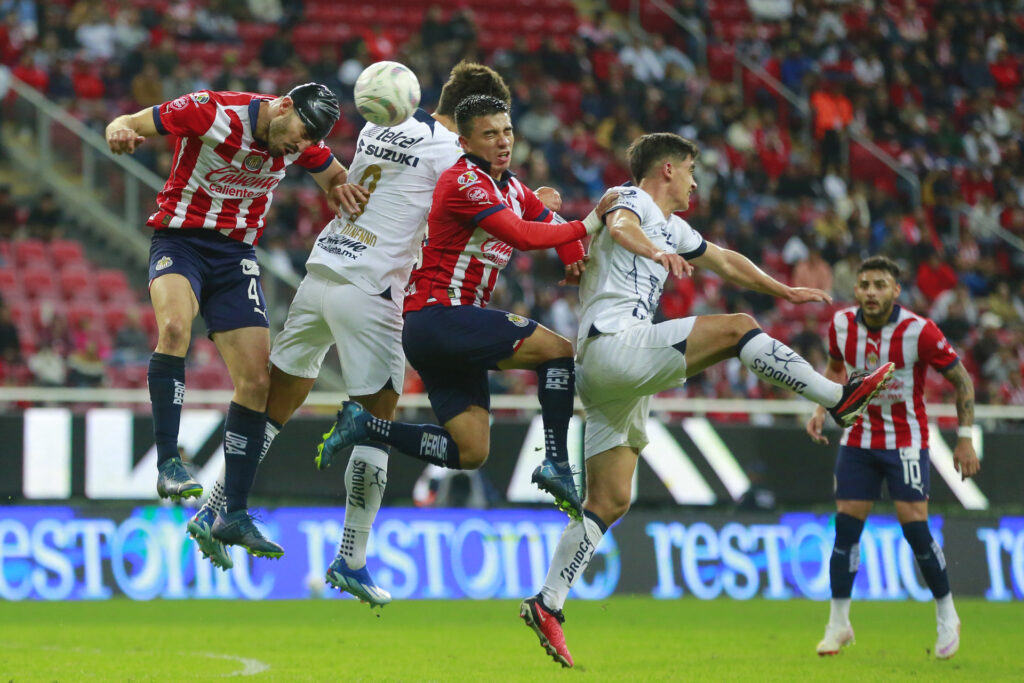 Chivas toma la ventaja ante Pumas en la ida de los cuartos de final - chivas-toma-la-ventaja-ante-pumas-en-la-ida-de-los-cuartos-de-final-3-1024x683