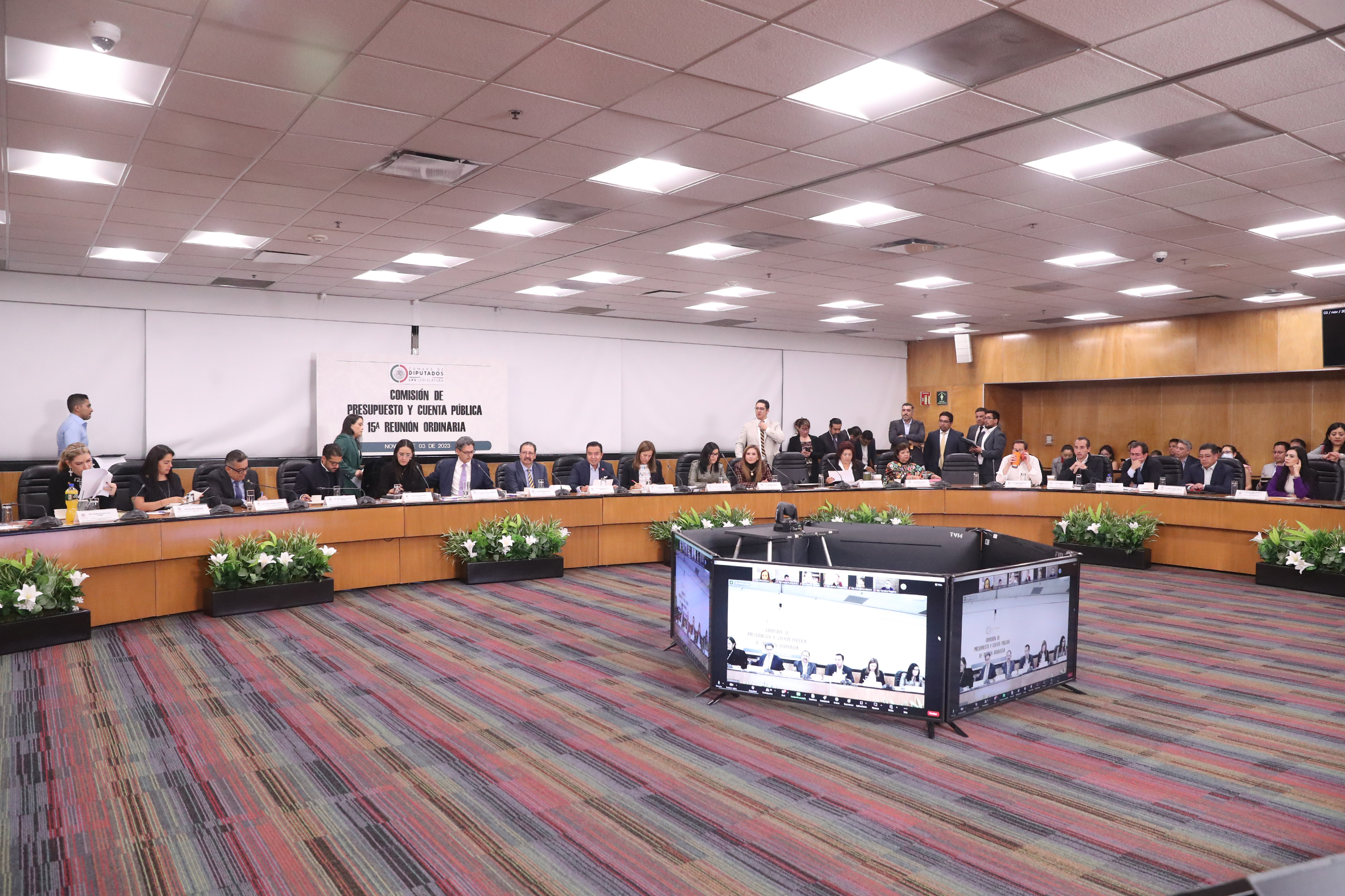 Avanza en Cámara de Diputados el Presupuesto 2024; llegará al Pleno el lunes Avanza en Cámara de Diputados el Presupuesto 2024; llegará al Pleno el lunes