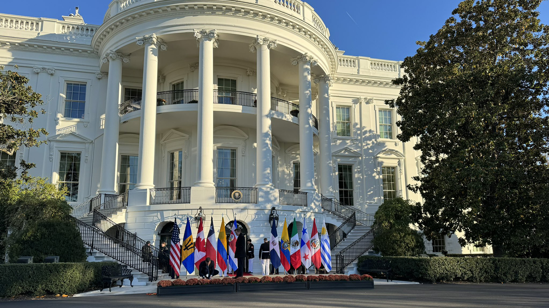 Comienza en la Casa Blanca la cumbre económica de líderes americanos