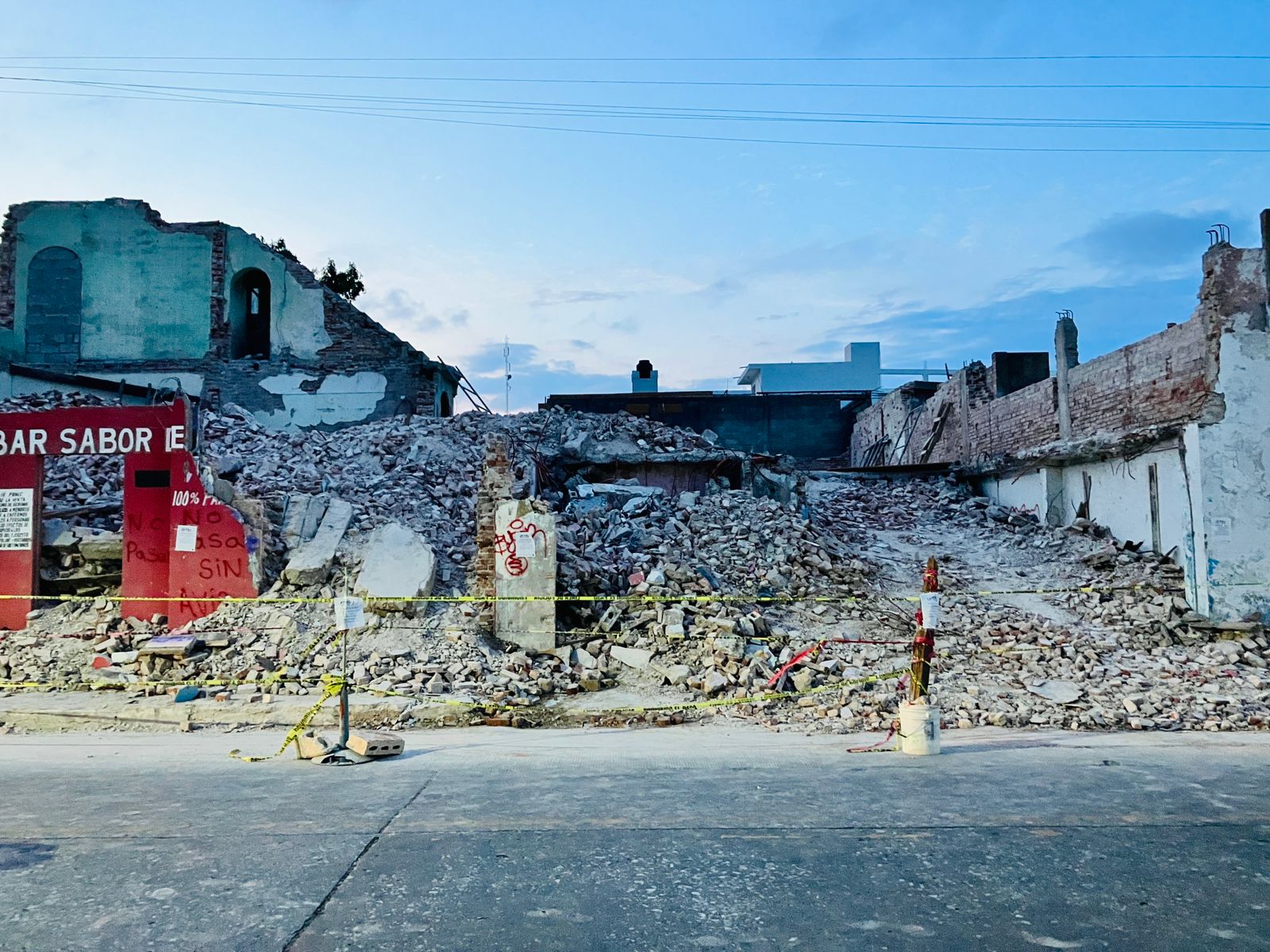 Derrumbe de obra en demolición deja dos trabajadores muertos en Tamaulipas Derrumbe de obra en demolición deja dos trabajadores muertos en Tamaulipas