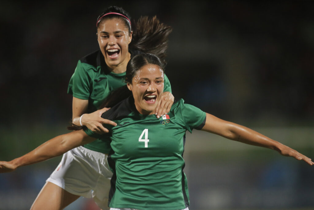 El Tri femenil se lleva el oro en los Panamericanos - el-tri-femenil-se-lleva-el-oro-en-los-panamericanos-1024x683