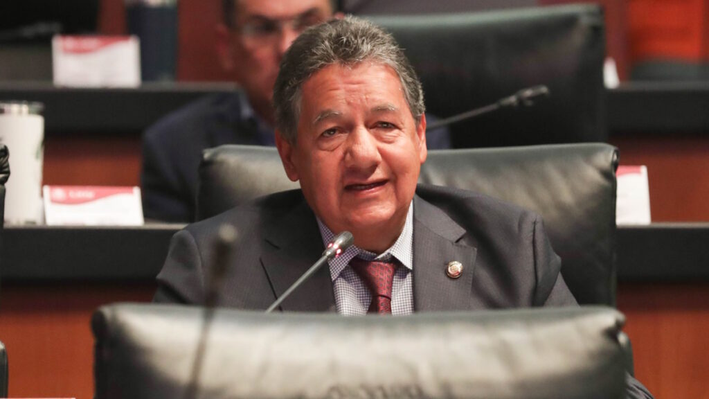 Morena elige a Higinio Martínez para dirigir el Senado