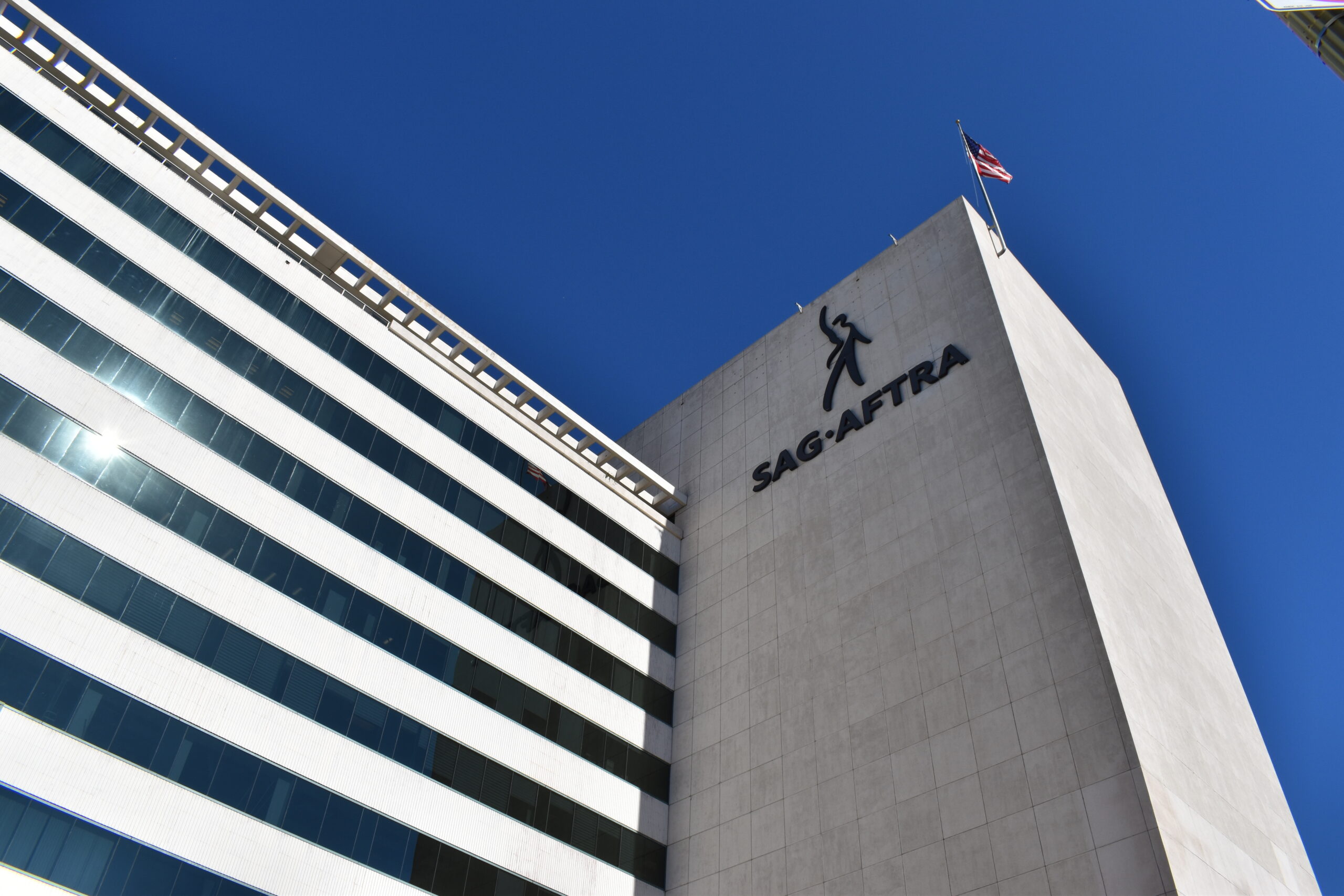 Sindicato de actores pondrá a votación de sus miembros el fin de la huelga de Hollywood Sindicato de actores pondrá a votación de sus miembros el fin de la huelga de Hollywood