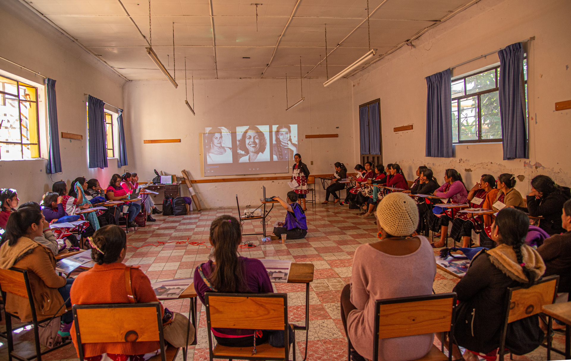 Indígenas desplazadas exigen reconocimiento a sus derechos en Chiapas Indígenas desplazadas exigen reconocimiento a sus derechos en Chiapas