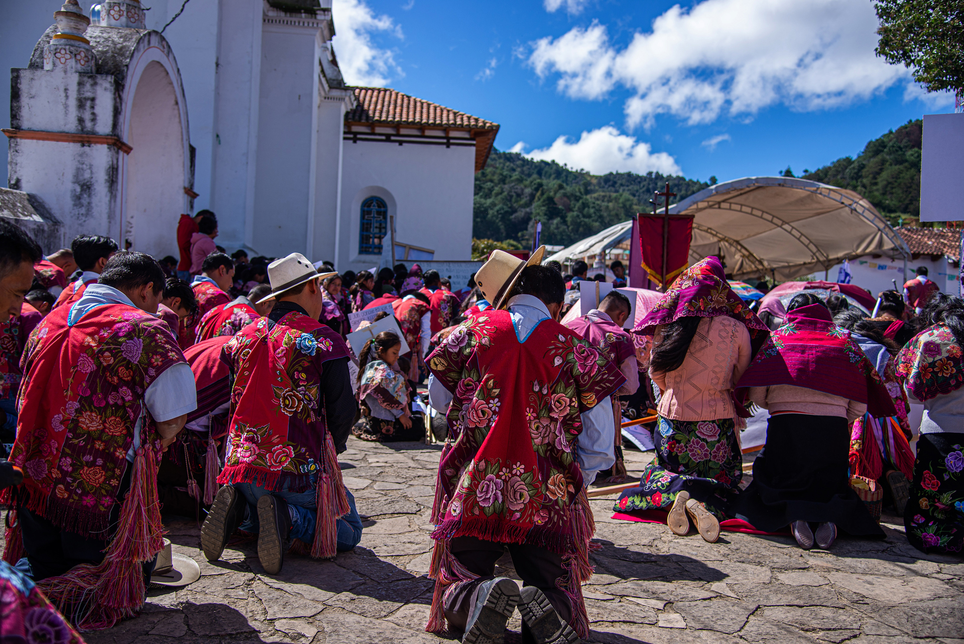 Indígenas marchan en Chiapas contra la violencia