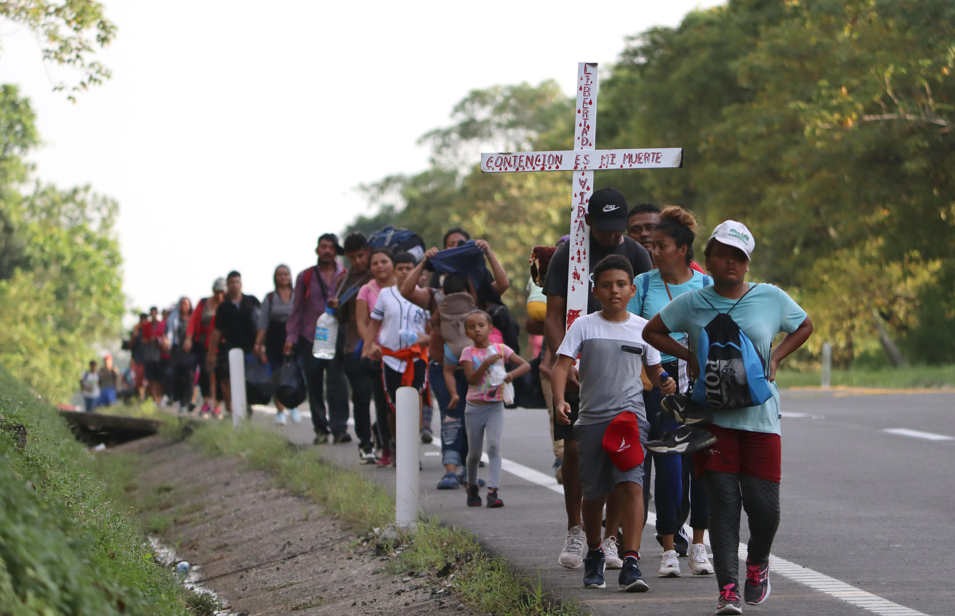 Caravana migrante se desintegra en Chiapas tras más de 10 días de recorrido Caravana migrante se desintegra en Chiapas tras más de 10 días de recorrido