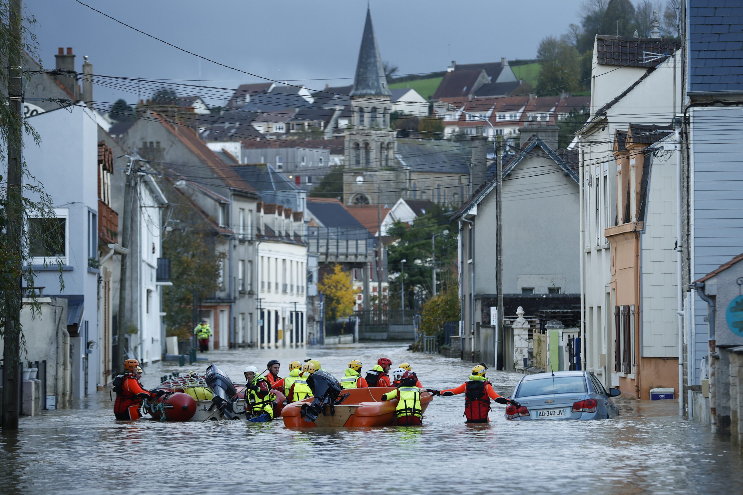 Más de 130 municipios en el norte de Francia afectados por inundaciones