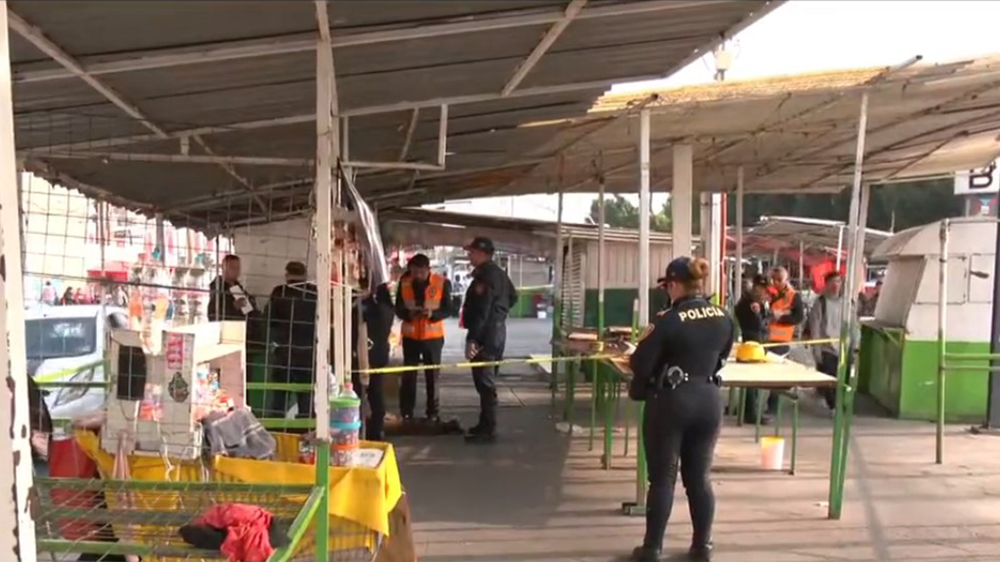 Hombre murió afuera de la estación La Raza del Metro Hombre murió afuera de la estación La Raza del Metro
