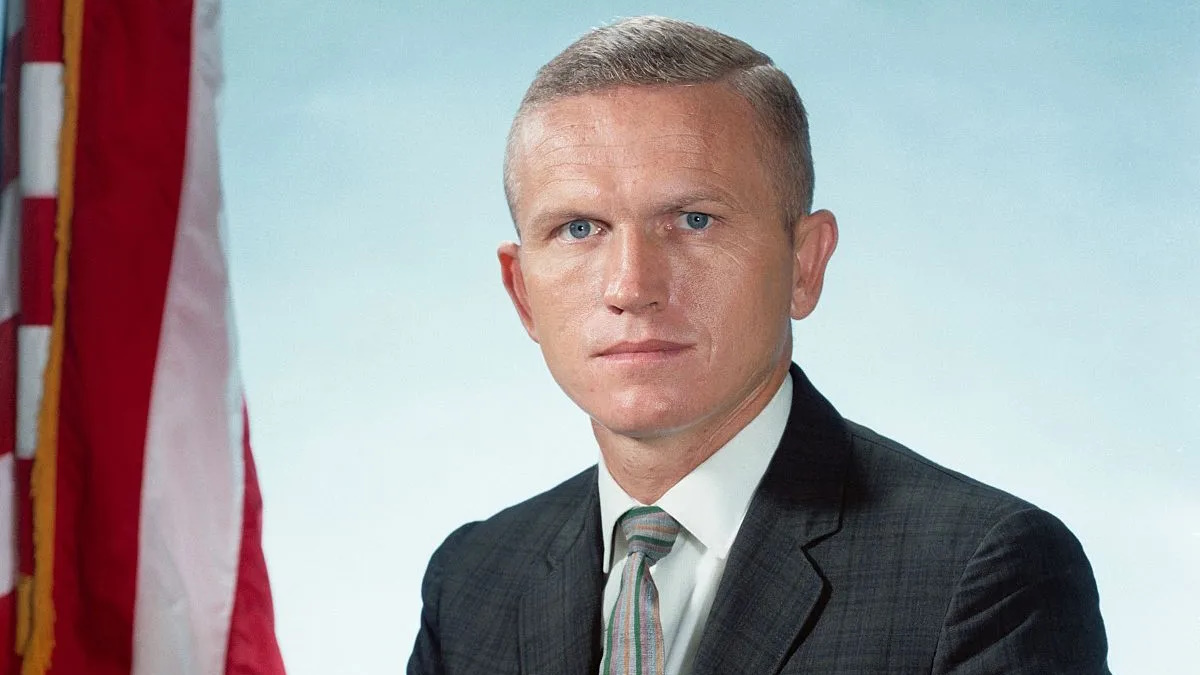 Murió Frank Borman, astronauta de la NASA que dirigió Apolo 8, la primera misión en orbitar la Luna