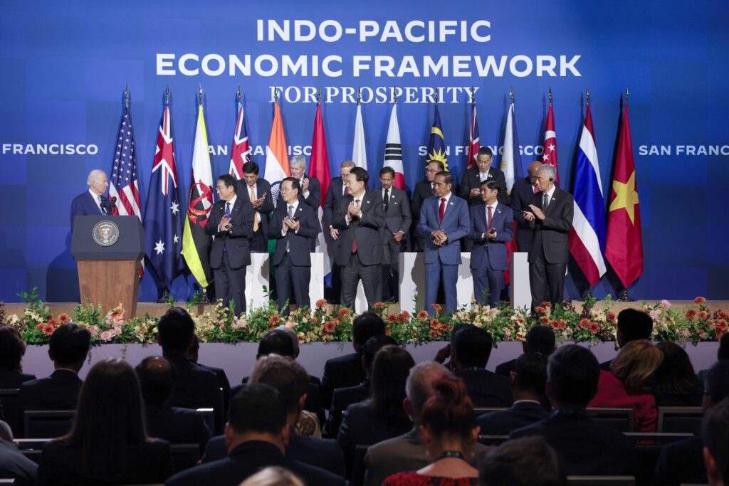 Claves de la APEC: Biden, Xi, López Obrador y una declaración final sin mención a Ucrania - petro-llega-a-san-francisco-con-la-intencion-de-que-colombia-entre-como-pleno-miembro-a-1024x683