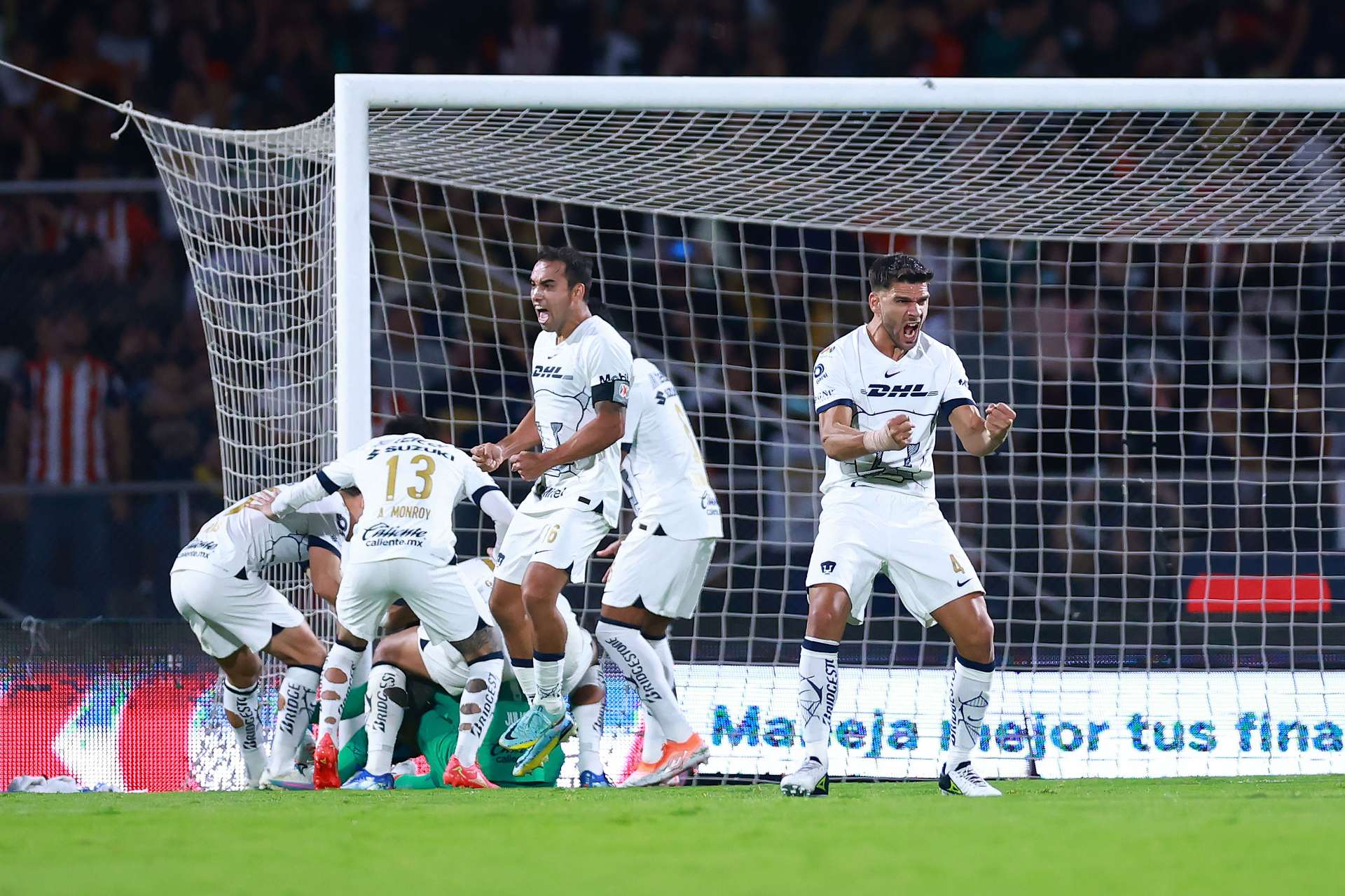 Pumas gana por la mínima a Chivas y se declara listo para la liguilla