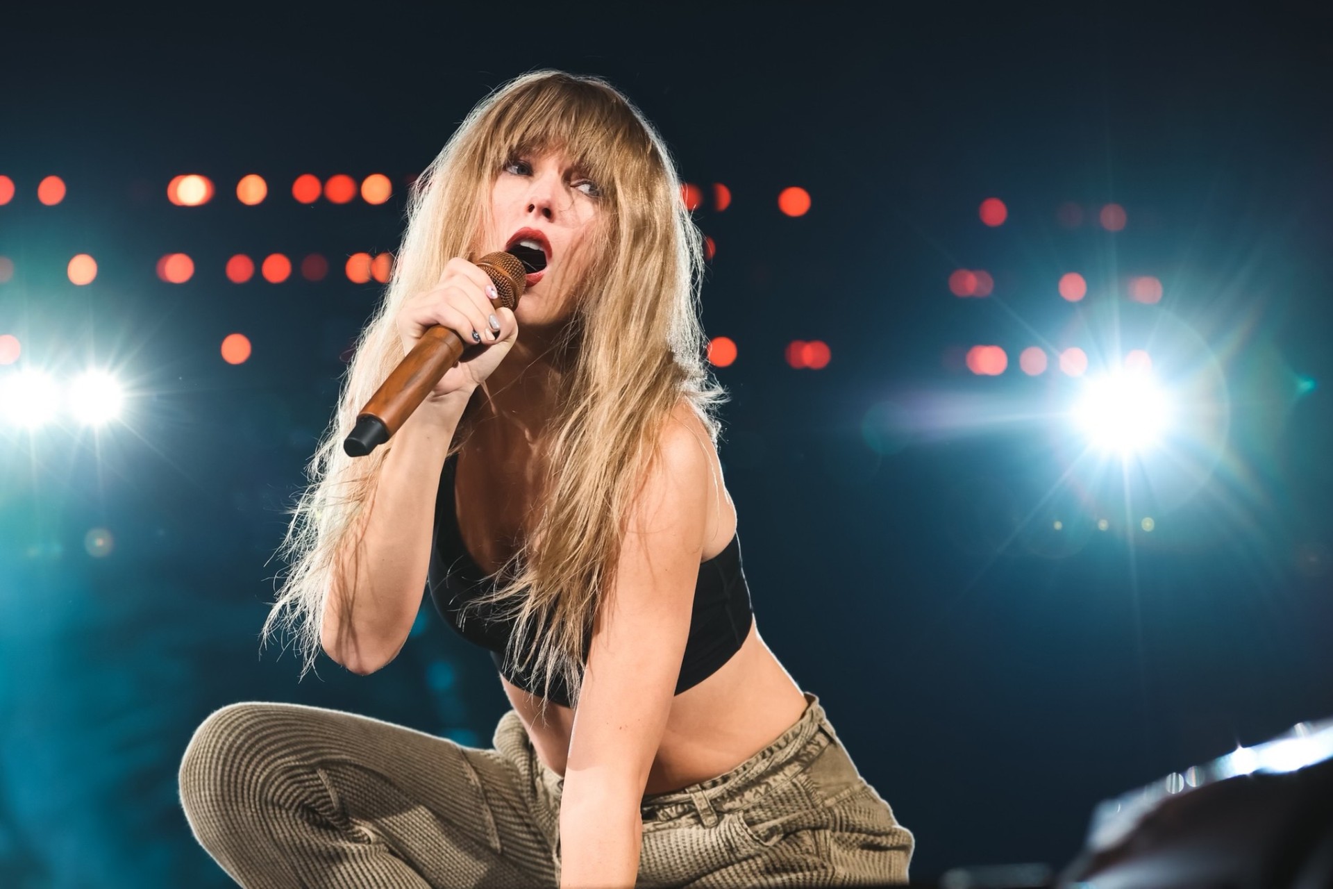 Taylor Swift suspende su segundo concierto en Brasil por “temperaturas extremas” Taylor Swift suspende su segundo concierto en Brasil por “temperaturas extremas”