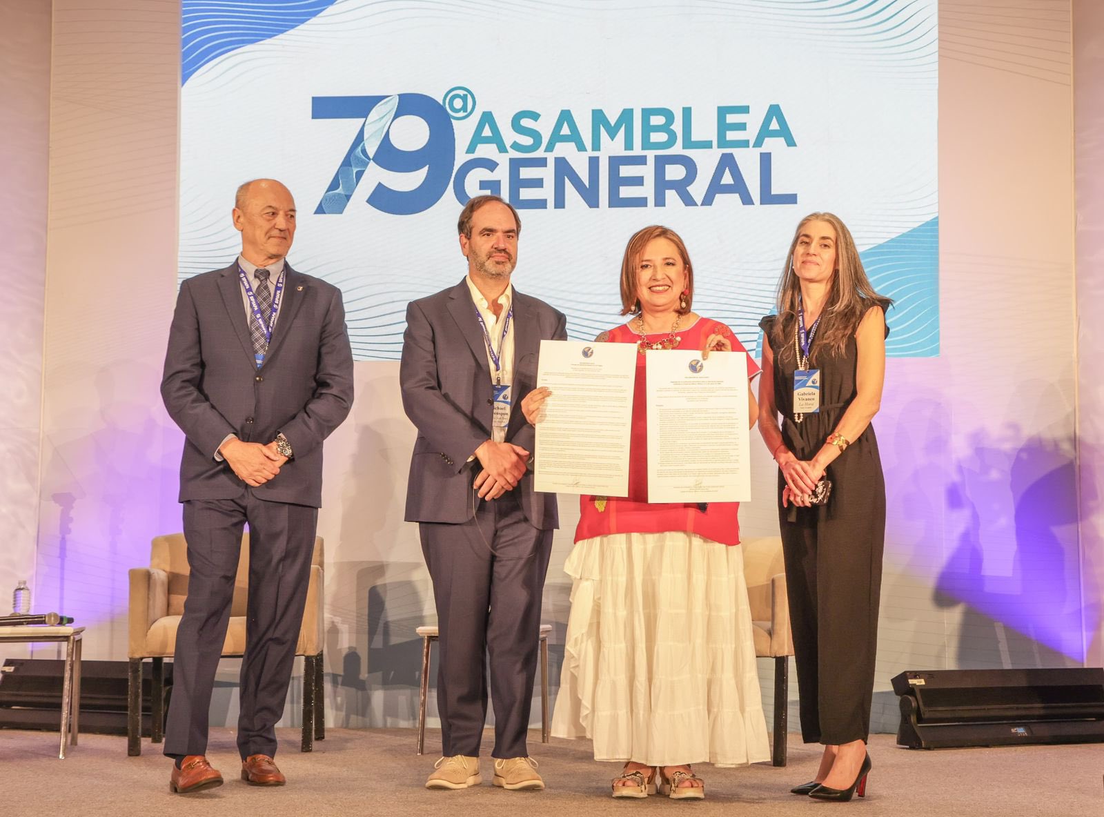 Xóchitl Gálvez critica en la SIP el “hostigamiento cotidiano” de AMLO a la prensa Xóchitl Gálvez critica en la SIP el “hostigamiento cotidiano” de AMLO a la prensa