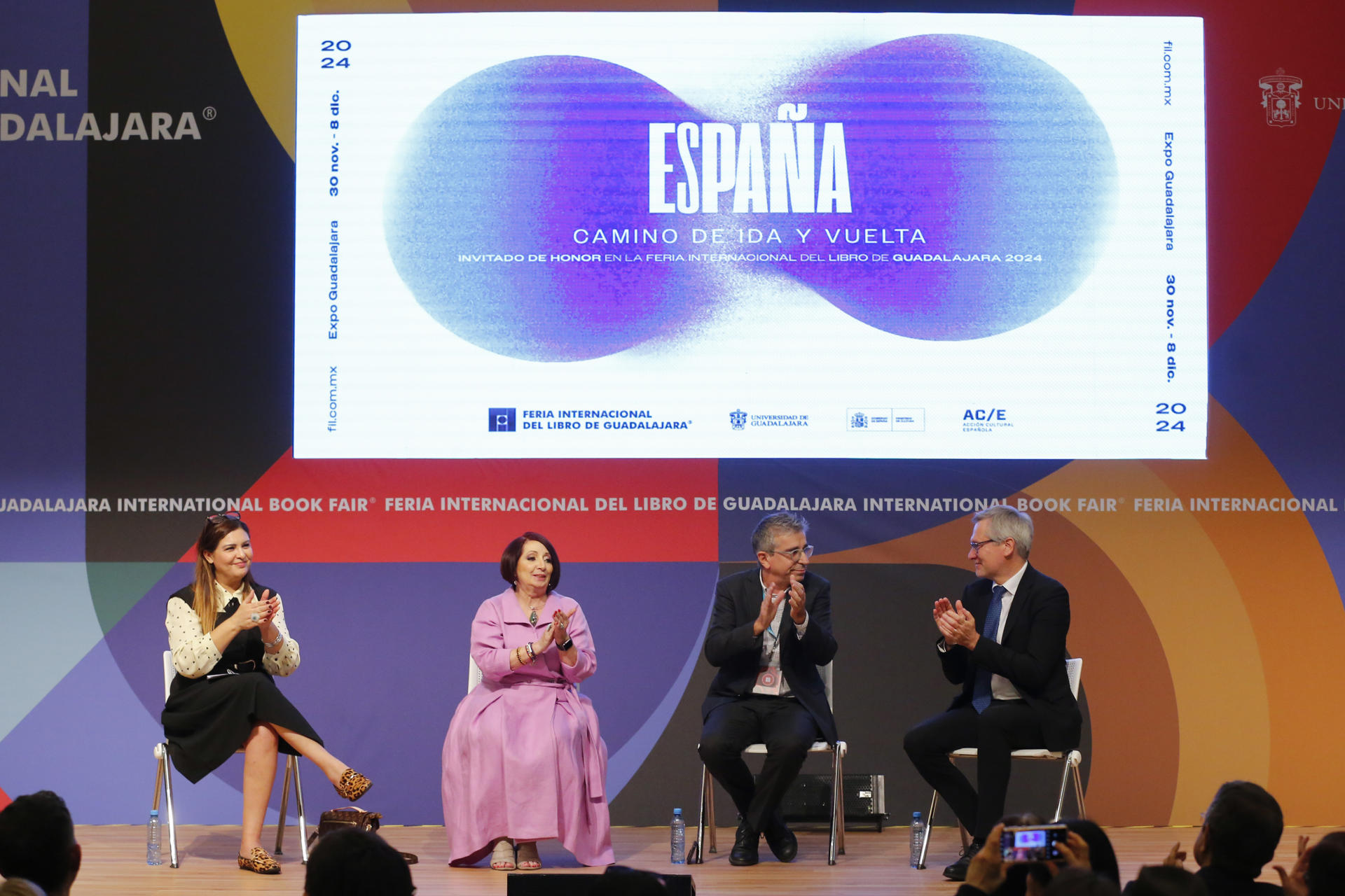 La FIL concluye con récord de asistencia y el mensaje de España para lograr paz La FIL concluye con récord de asistencia y el mensaje de España para lograr paz