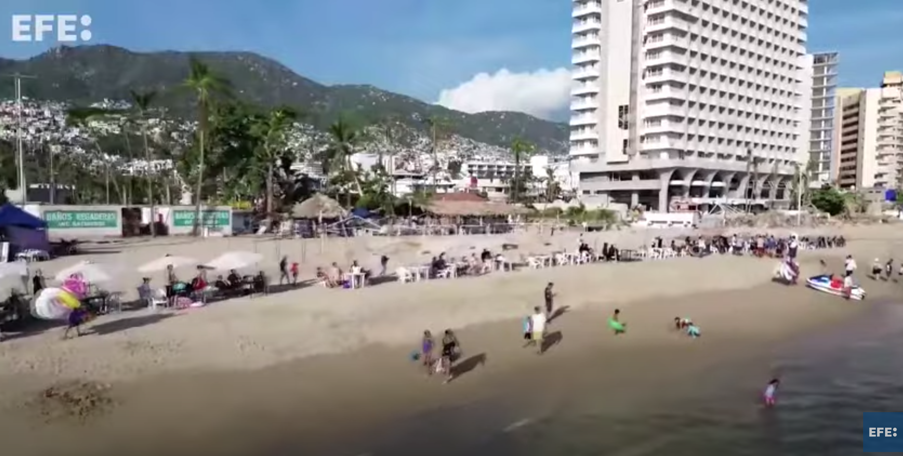 Amarga Navidad en el puerto de Acapulco Amarga Navidad en el puerto de Acapulco