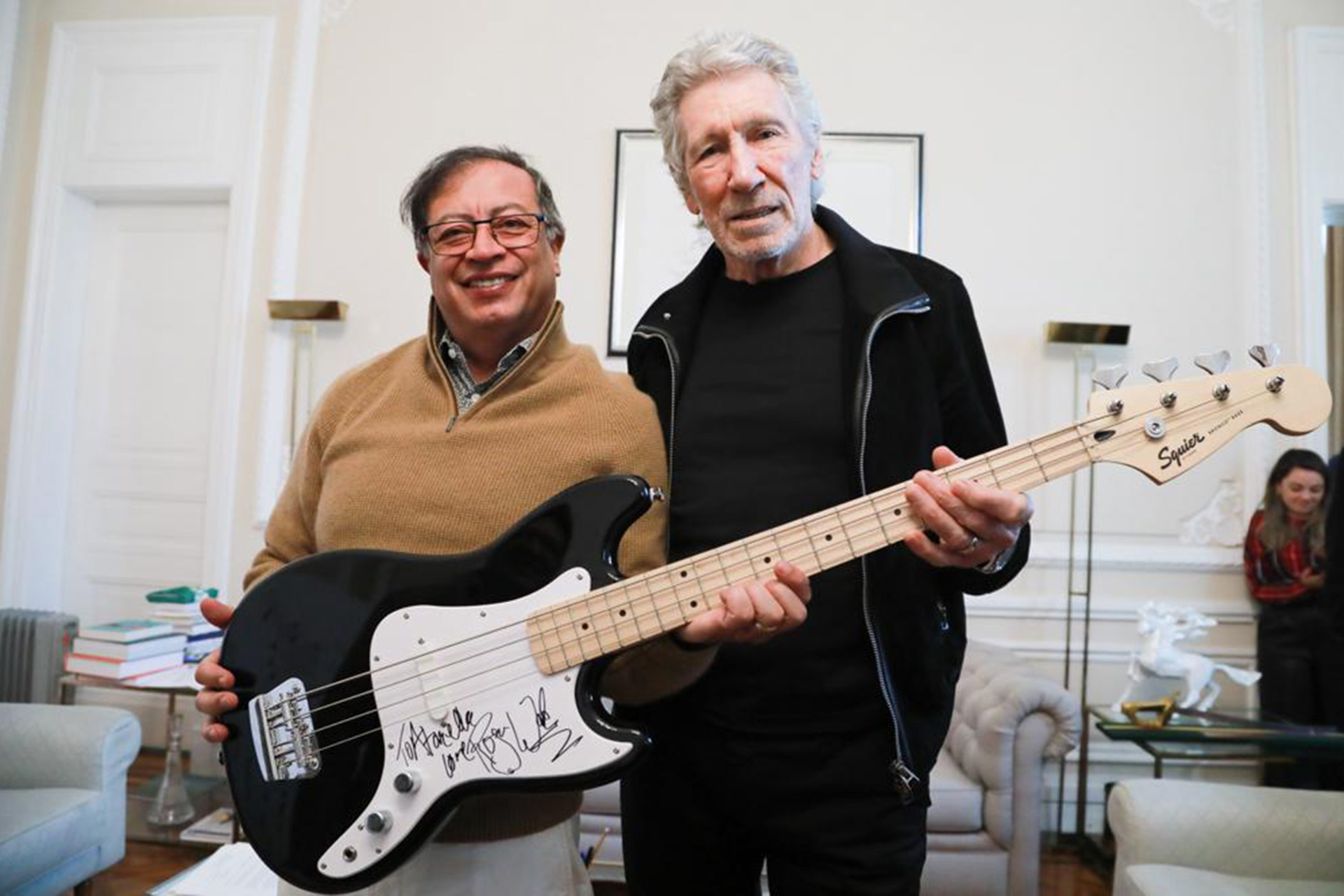 El presidente Gustavo Petro y Roger Waters dialogan sobre Palestina en Bogotá