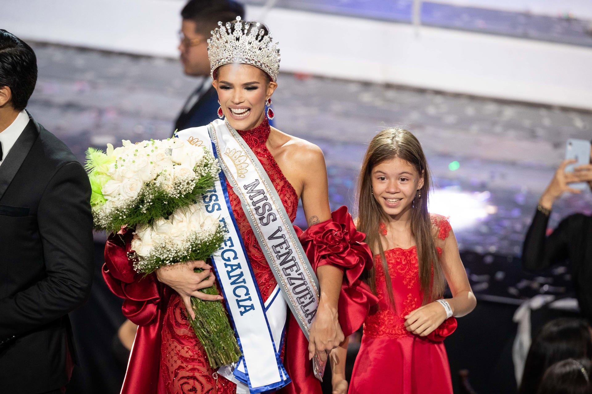 Ileana Márquez se convierte en la primera madre en ganar la corona del