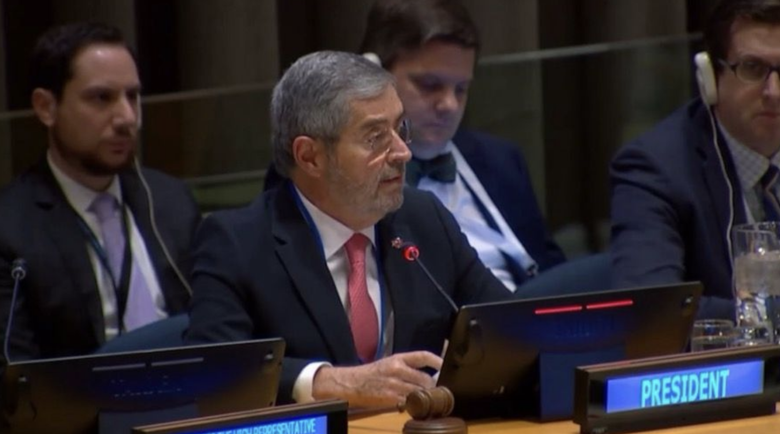 Preside el doctor Juan Ramón de la Fuente reunión sobre prohibición de armas nucleares en la ONU