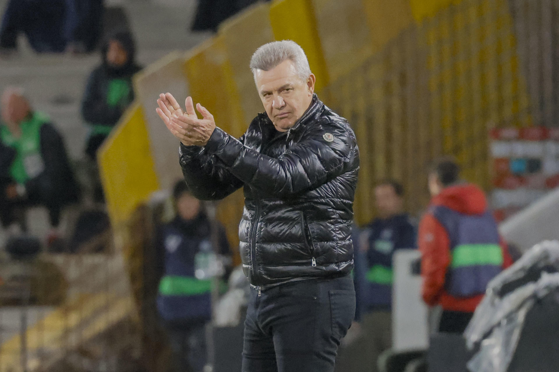 Mallorca vence al Sevilla y Javier Aguirre respira