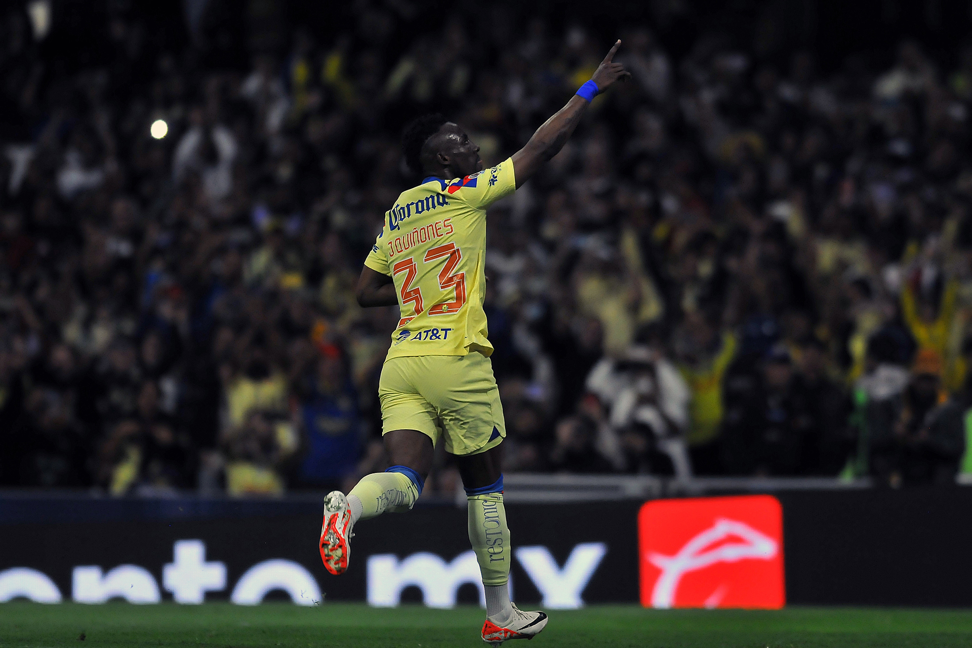 Sancionan a Quiñones por celebración inapropiada en el América vs. León