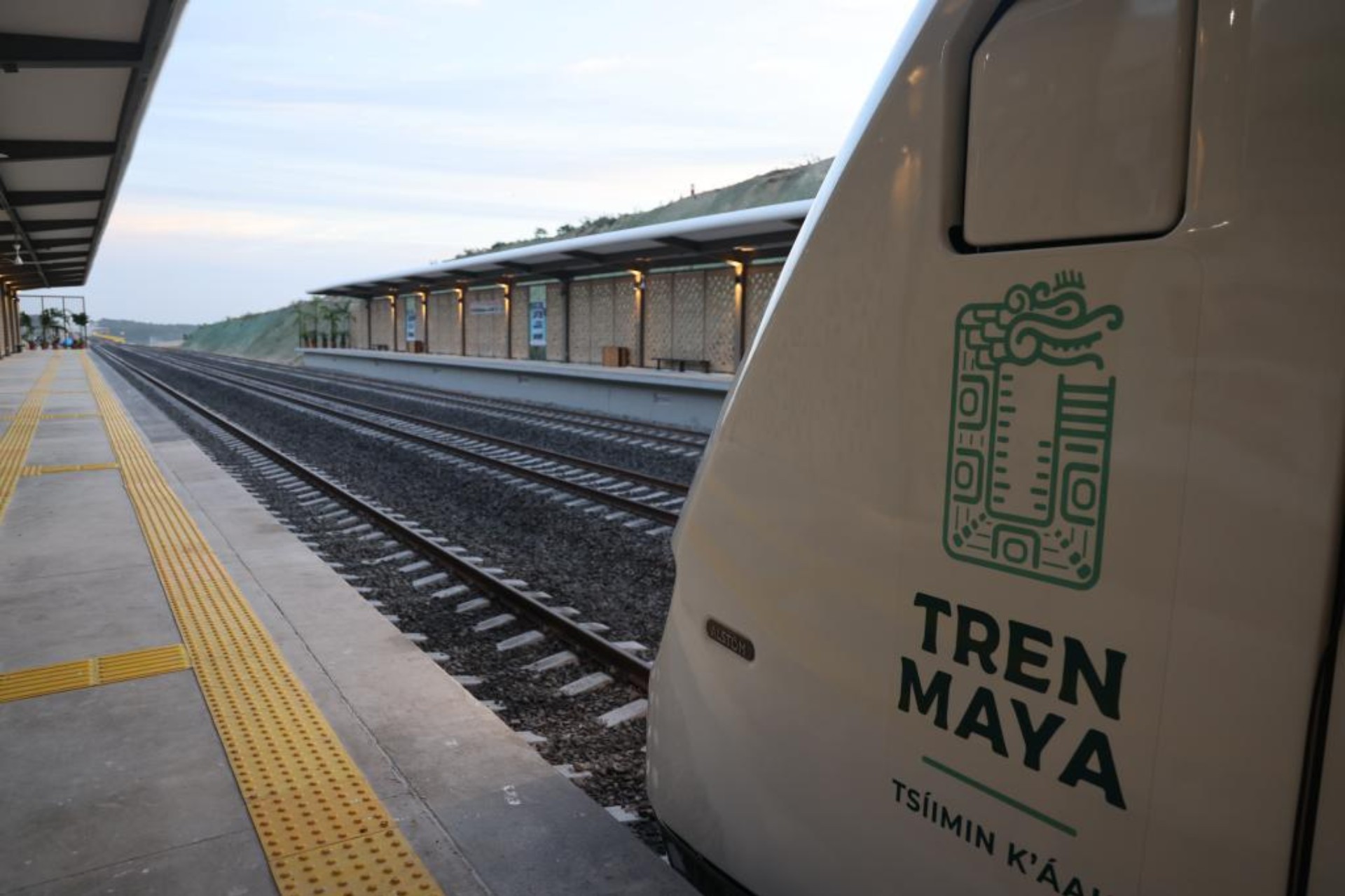 “No hay una obra así en el mundo”: AMLO califica como “histórico” el primer día del Tren Maya