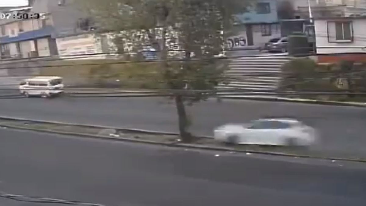 #Video Fuerte accidente deja un automovilista muerto en Atizapán #Video Fuerte accidente deja un automovilista muerto en Atizapán