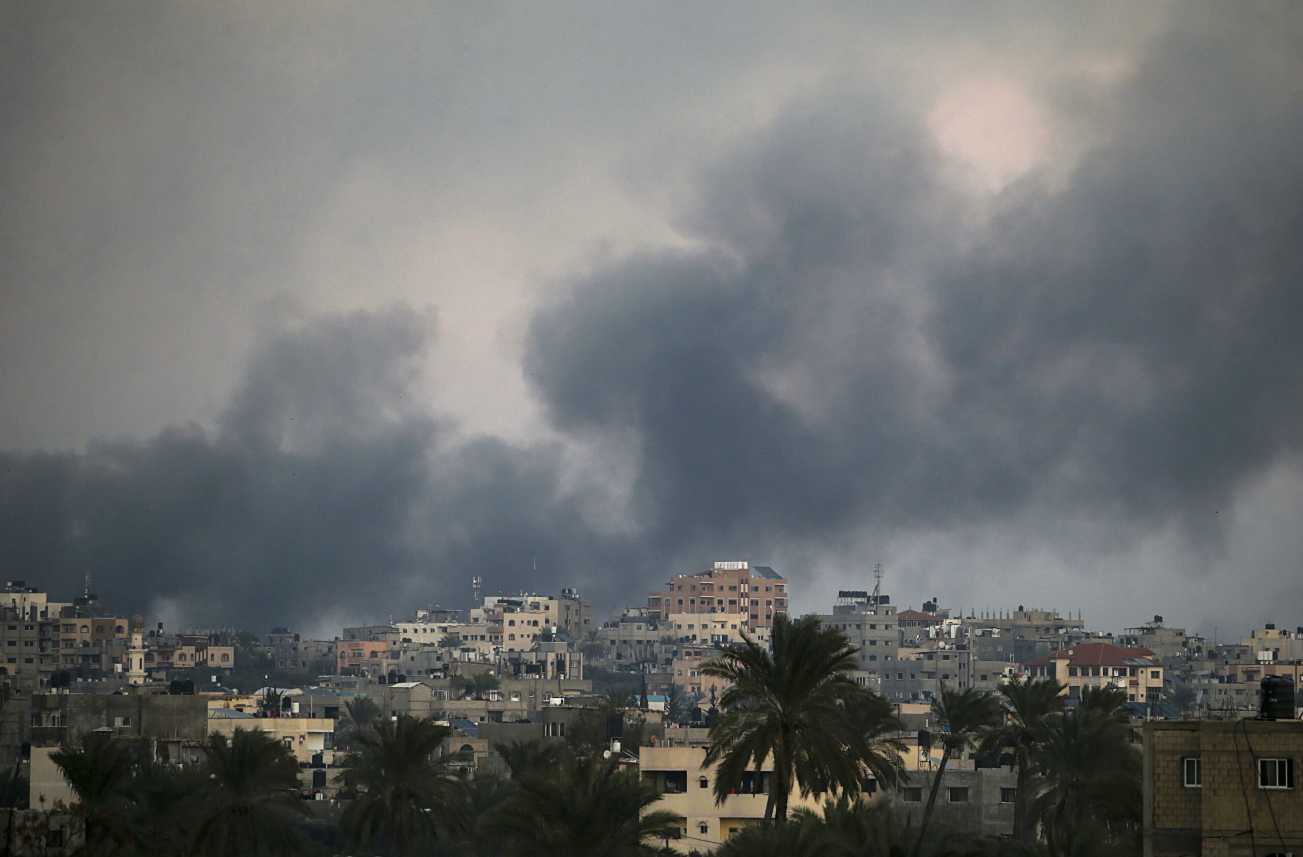 Más de 135 muertos en otra jornada de bombardeos en la Franja de Gaza