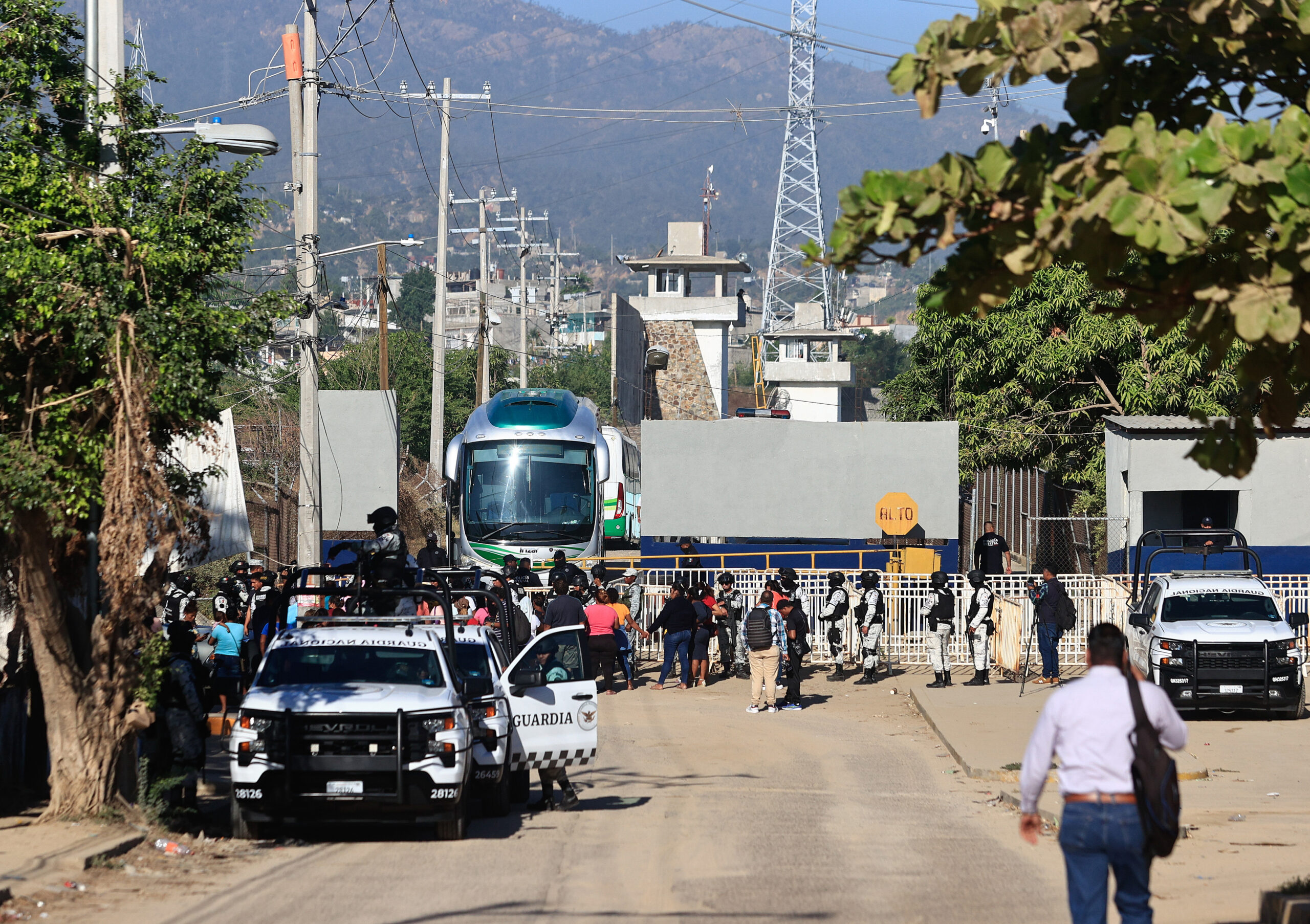 Suman 175 mil 763 homicidios dolosos en lo que va del sexenio Suman 175 mil 763 homicidios dolosos en lo que va del sexenio