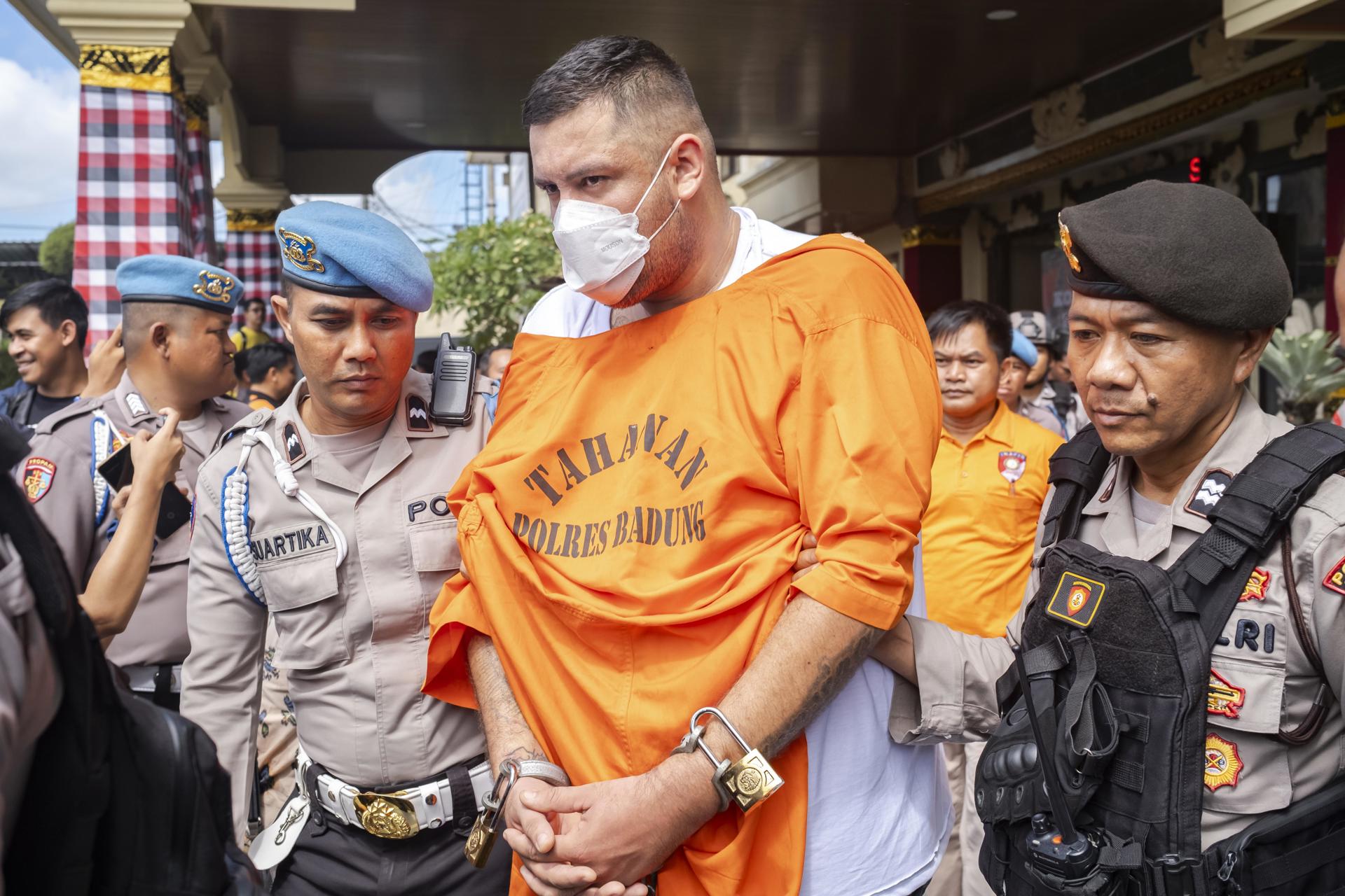 Tres mexicanos detenidos y uno dado a la fuga tras un tiroteo en una villa de Bali