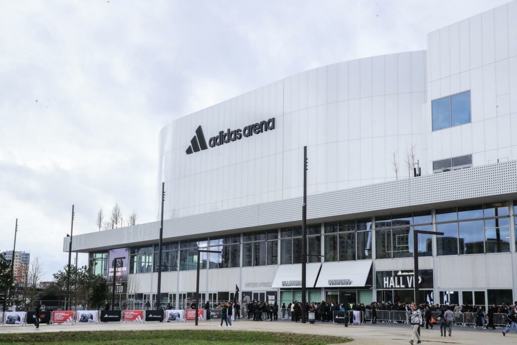 París inaugura la única instalación deportiva que perdurará tras JJ.OO. - adidas-arena-1024x683