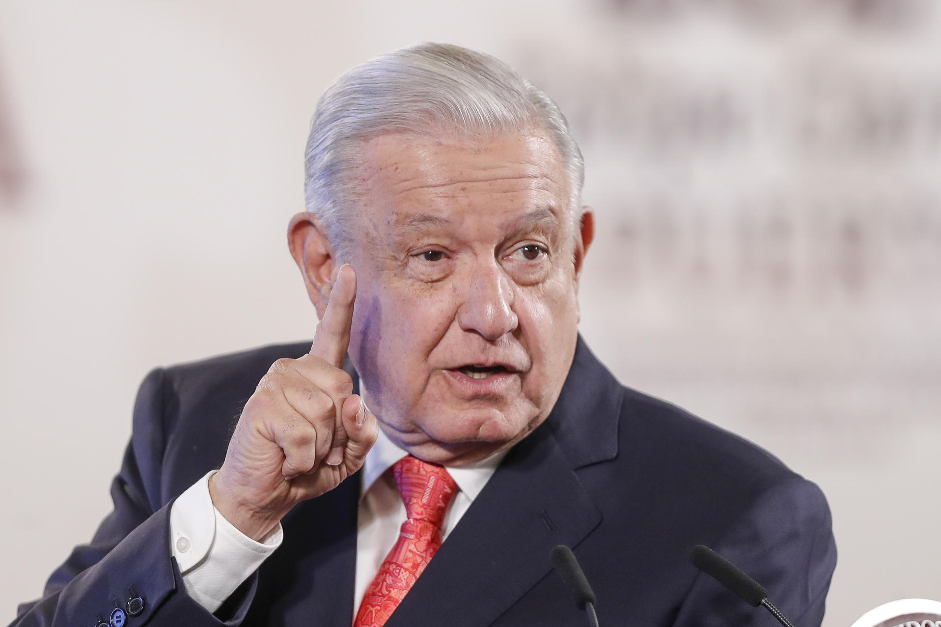 Amlo Acusa Campaña En Su Contra En Redes Sociales Tras Reportaje De Propública