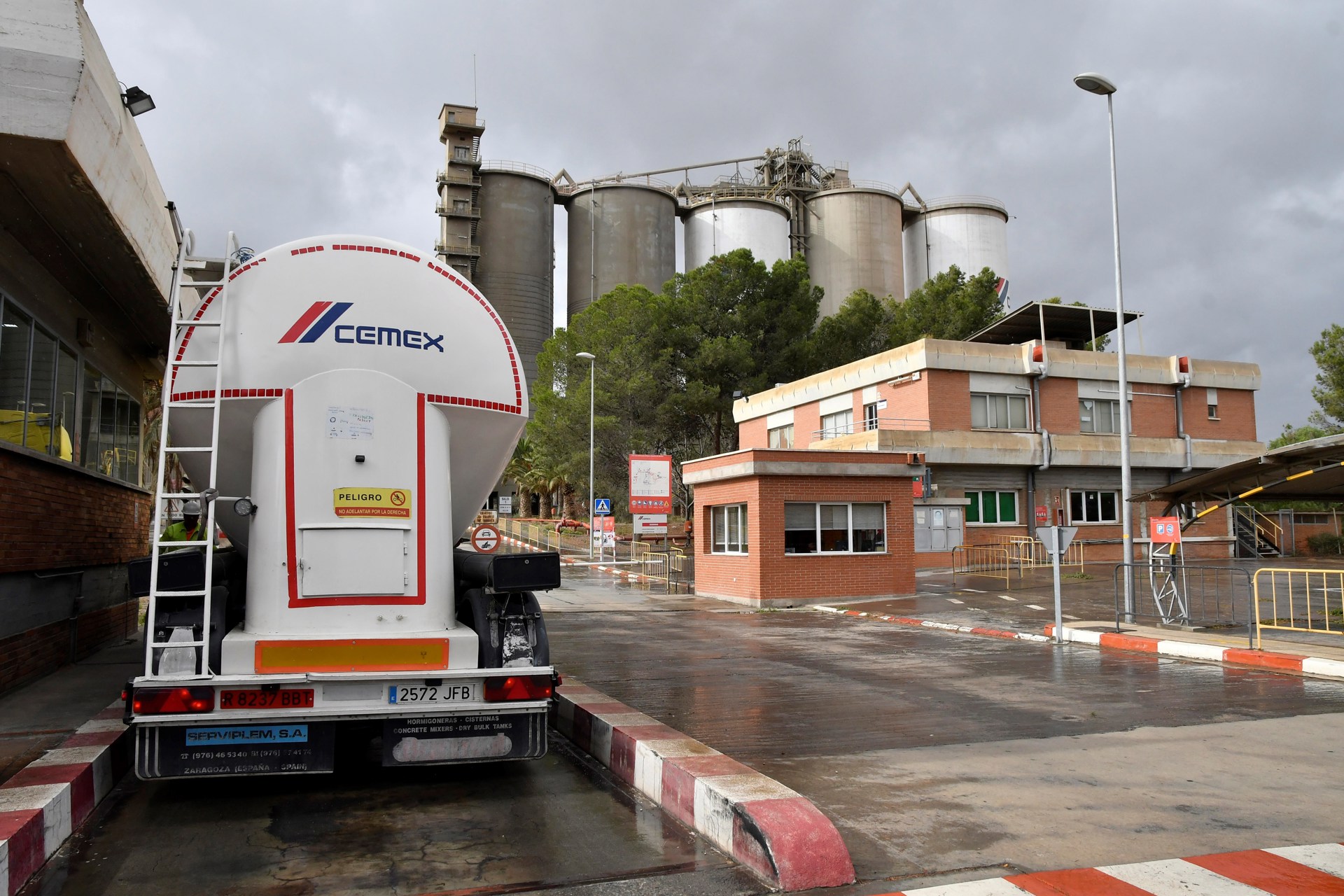 Cemex emite certificados bursátiles sostenibles por 5 mil 500 mdp