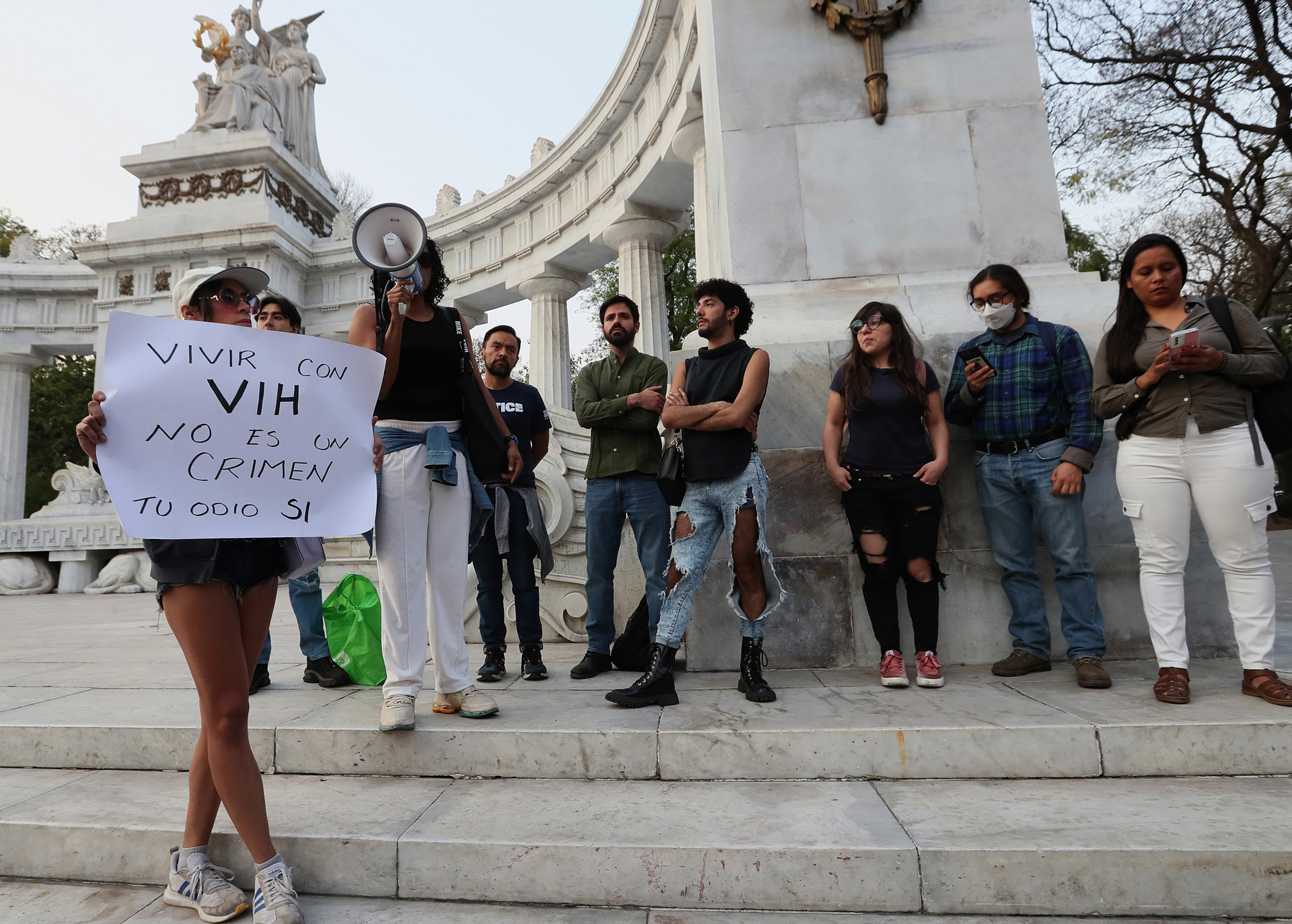 Colectivos LGBTI exigen liberar a mexicano detenido en Qatar por ser homosexual