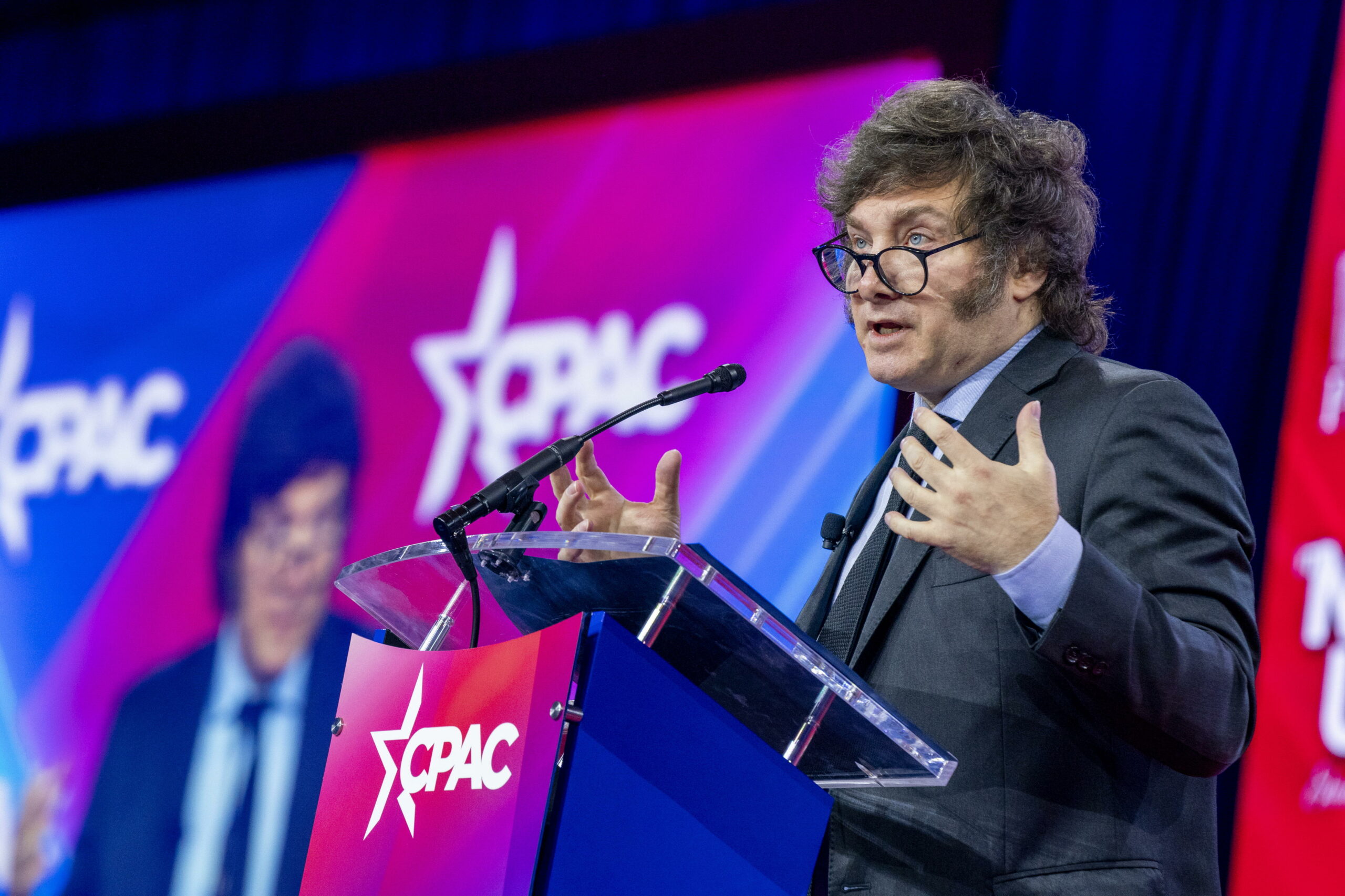 Milei, arropado por Trump, clama en EE.UU. contra el “peligro” de las ideas socialistas