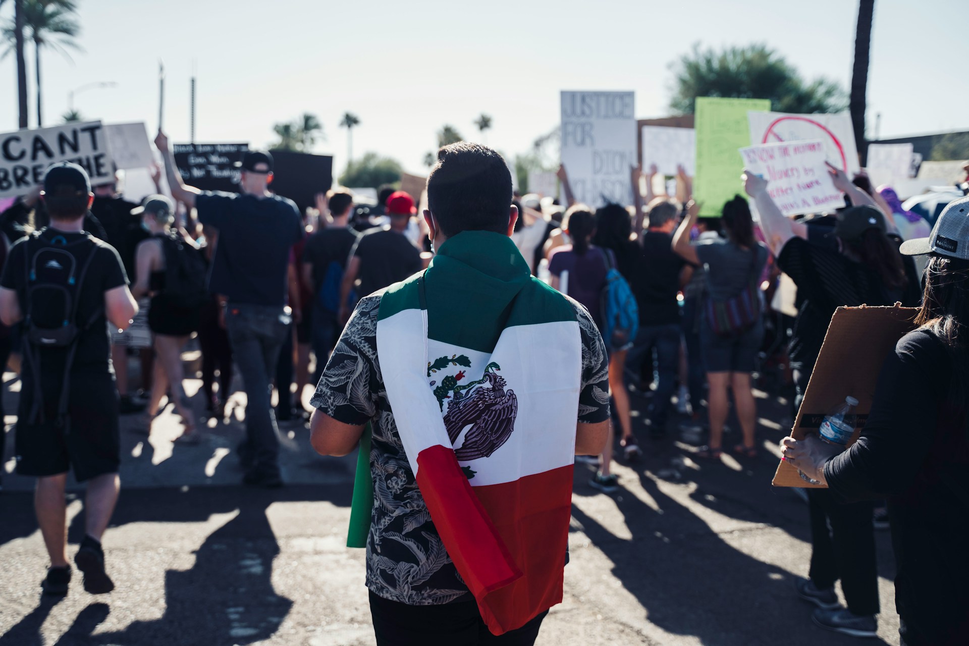 México afirma que sus ciudadanos aportan 324 mil mdd a economía de Estados Unidos México afirma que sus ciudadanos aportan 324 mil mdd a economía de Estados Unidos