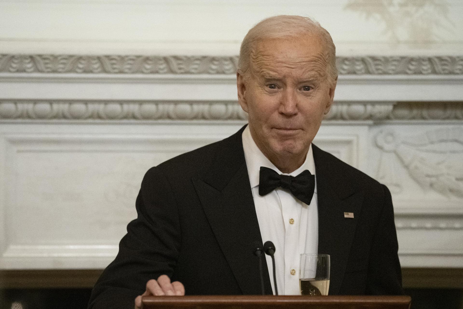 Biden pide apoyo para derrotar a Trump, “una amenaza para el futuro” de EE.UU. Biden pide apoyo para derrotar a Trump, “una amenaza para el futuro” de EE.UU.