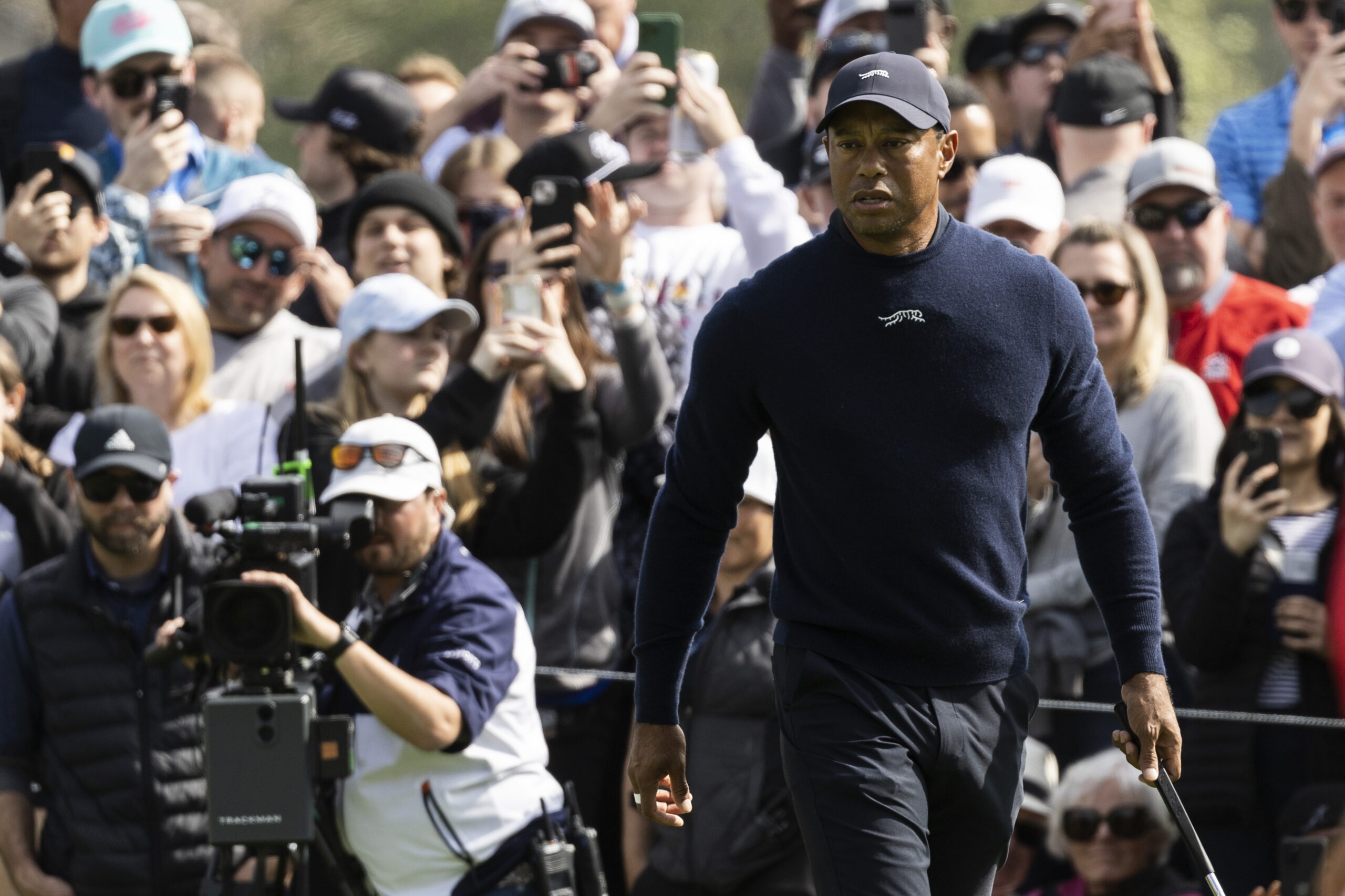 Tiger Woods se retira del Genesis Invitational por un problema de salud Tiger Woods se retira del Genesis Invitational por un problema de salud