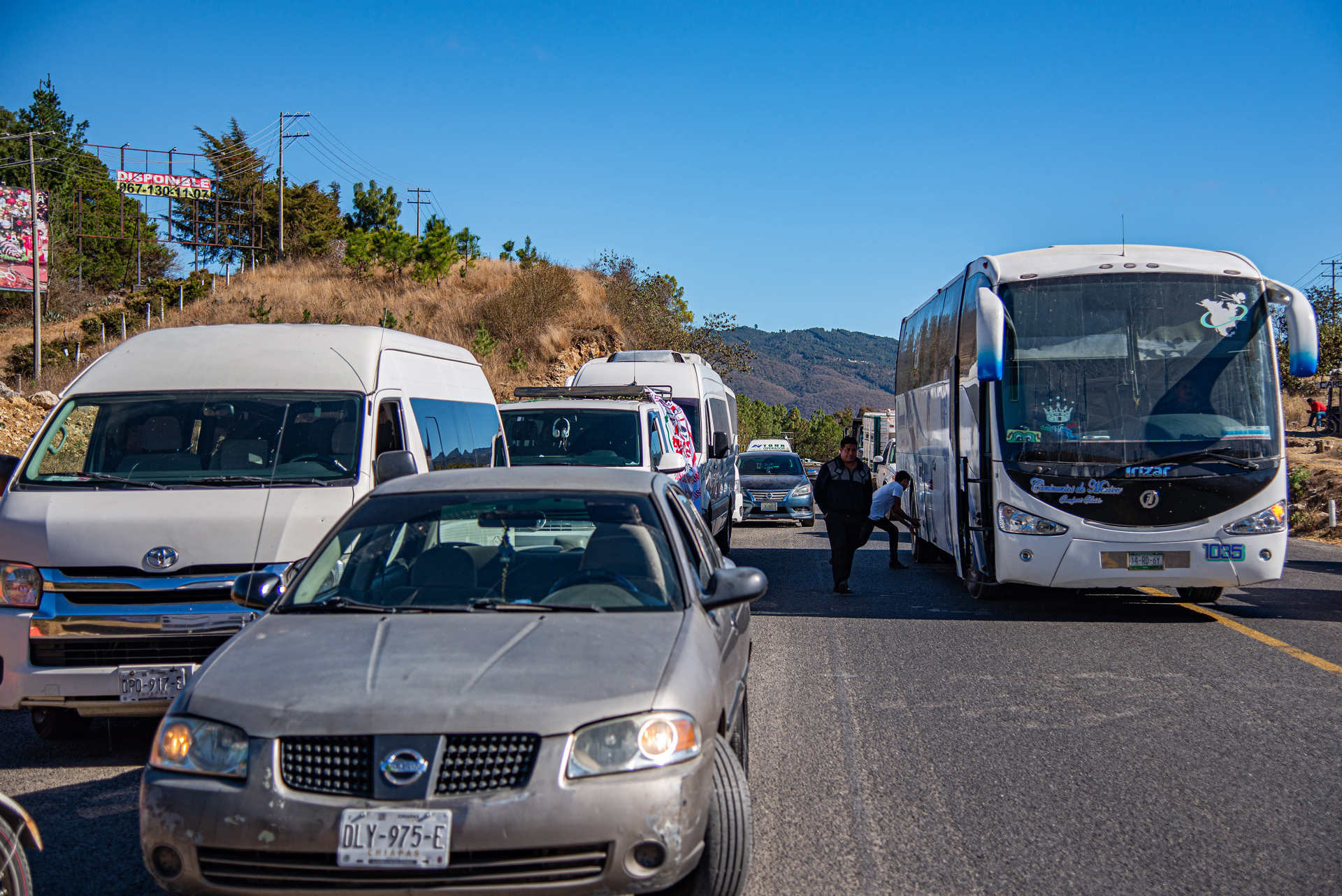 Transportistas mexicanos paralizan las carreteras del país para denunciar el alza en la violencia Transportistas mexicanos paralizan las carreteras del país para denunciar el alza en la violencia