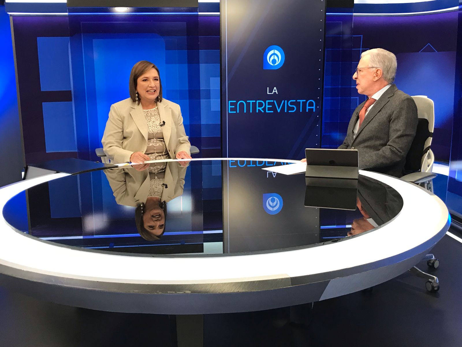 Xóchitl Gálvez revela que ‘Andy’ López Beltrán y Claudia Sheinbaum la invitaron a la 4T Xóchitl Gálvez revela que ‘Andy’ López Beltrán y Claudia Sheinbaum la invitaron a la 4T