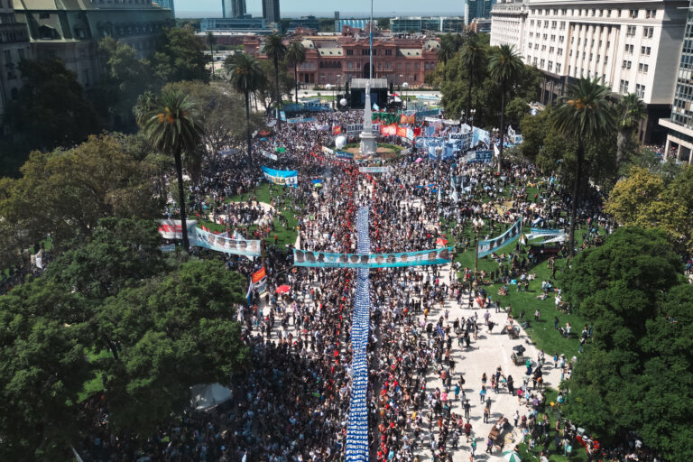 Gobierno de Milei niega la cifra de 30 mil desaparecidos durante la ...