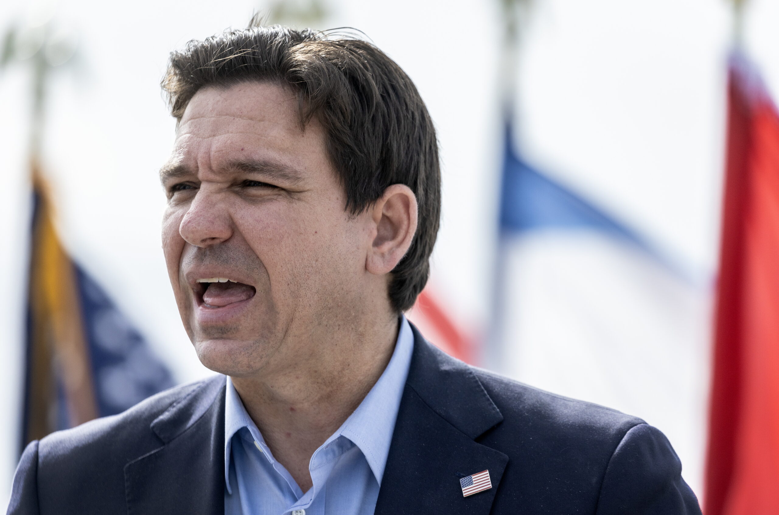 Condenan intención de DeSantis de replicar en Florida la drástica ley migratoria de Texas Condenan intención de DeSantis de replicar en Florida la drástica ley migratoria de Texas