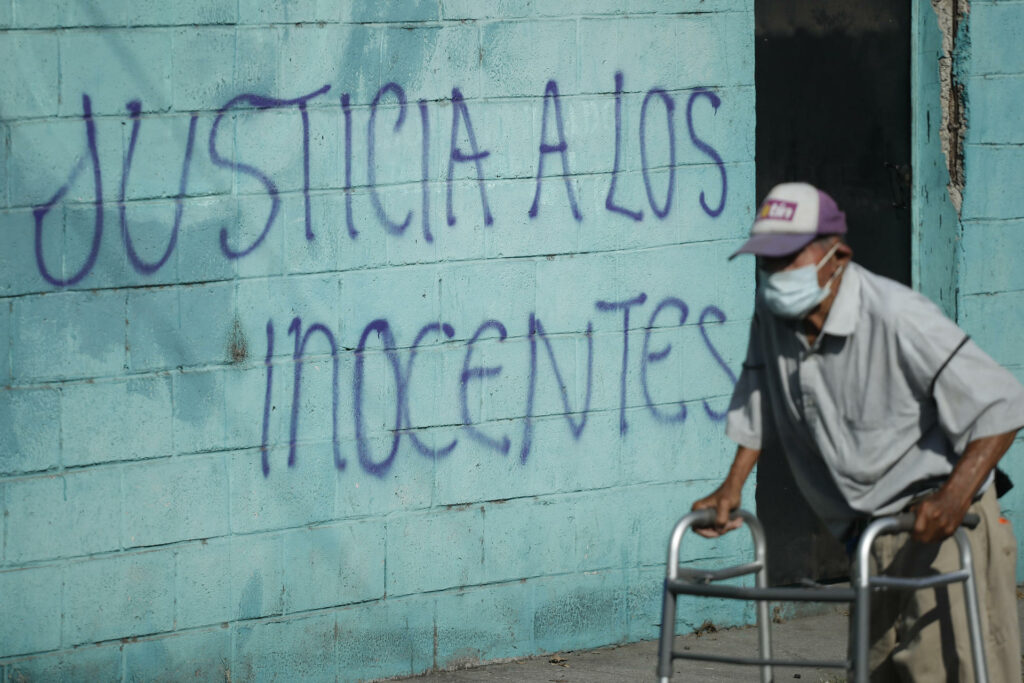 El Salvador amplía el régimen de excepción al inicio del segundo mandato de Bukele - el-salvador-pandillas-bukele-1024x683